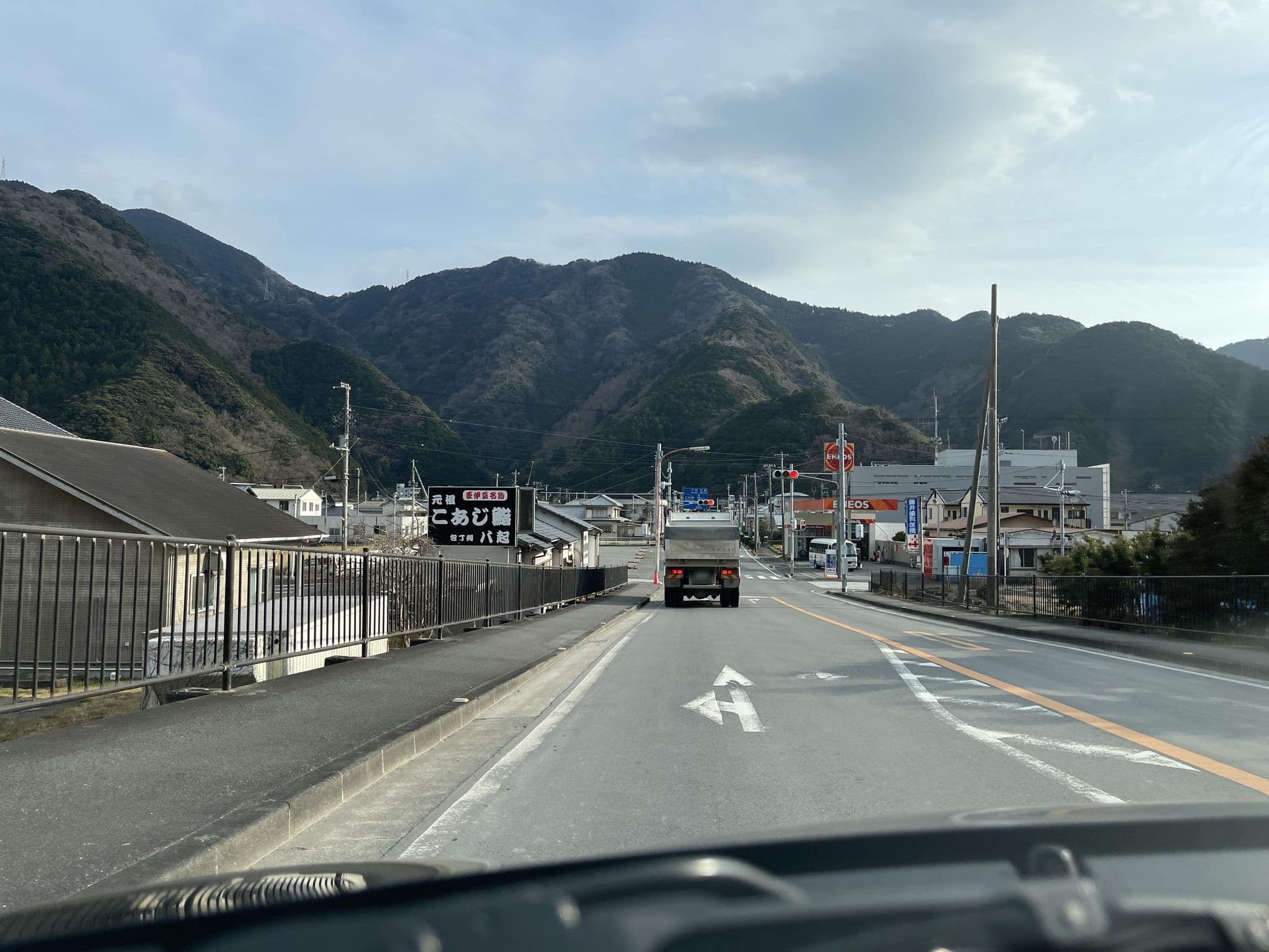 Street view near 食彩の宿喜多, Nishina — © yaritsusozai (CC BY-SA · Mapillary)