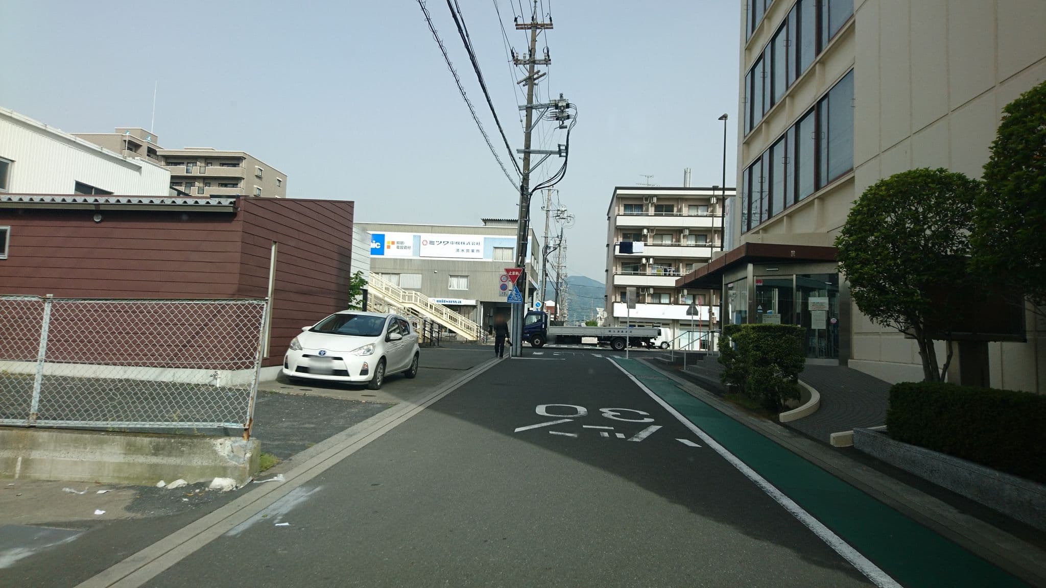 Street view near 三園旅館, Shizuoka — © kojiroucircle (CC BY-SA · Mapillary)