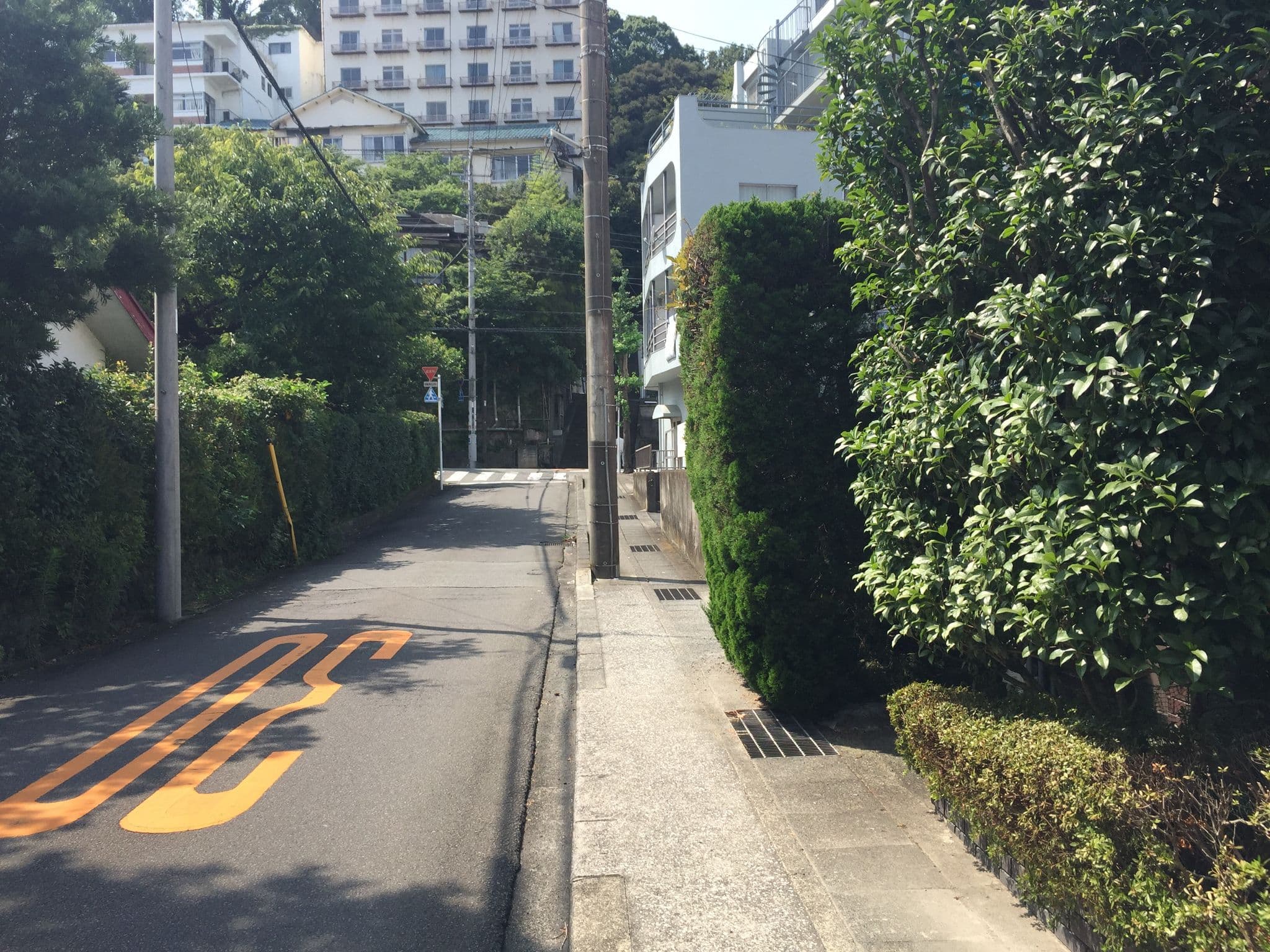 Street view near バウムホール若竹, Itō — © yaritsusozai (CC BY-SA · Mapillary)