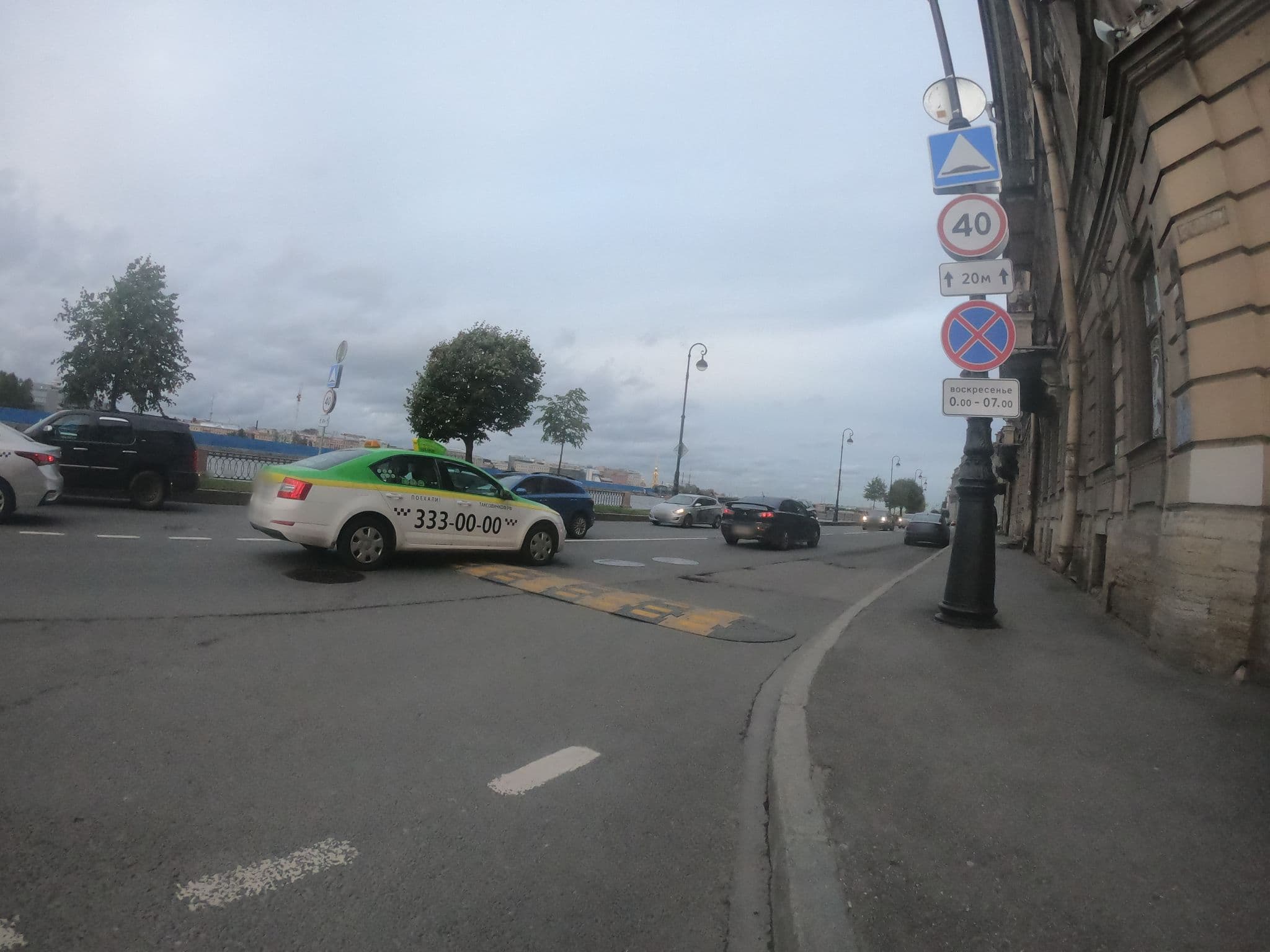 Street view near Wars hostel, Saint Petersburg — © GaMiKo (CC BY-SA · Mapillary)