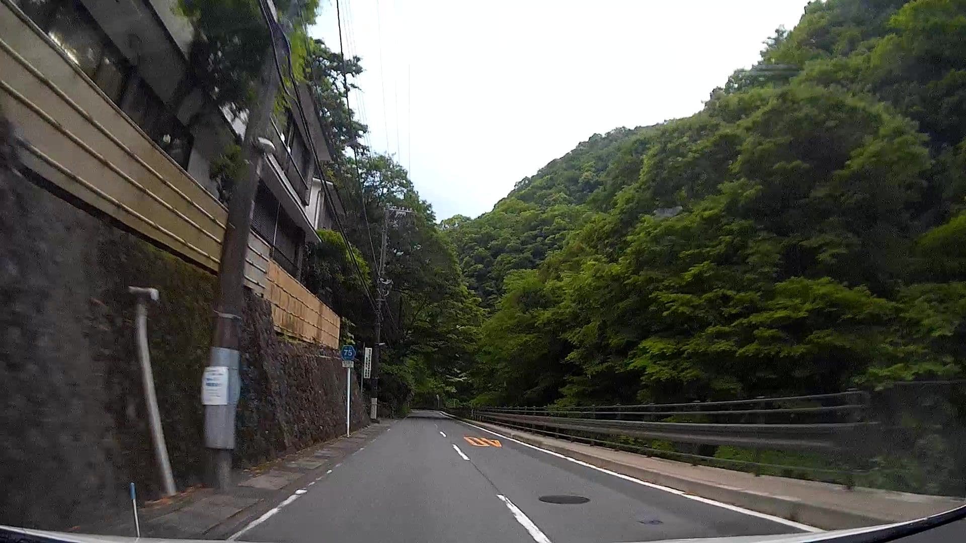 Street view near 日本飛行機健康保険組合湯河原荘, Yugawara — © caesium (CC BY-SA · Mapillary)