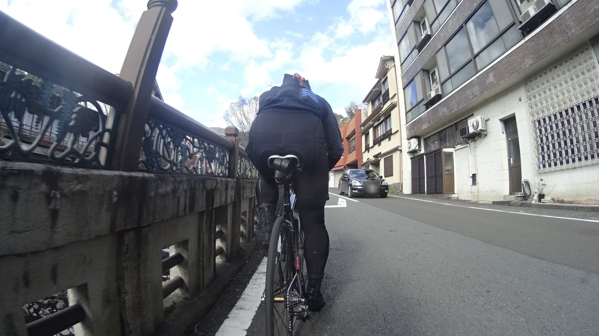 Street view near 湯楽, Yugawara — © tmogi21a (CC BY-SA · Mapillary)