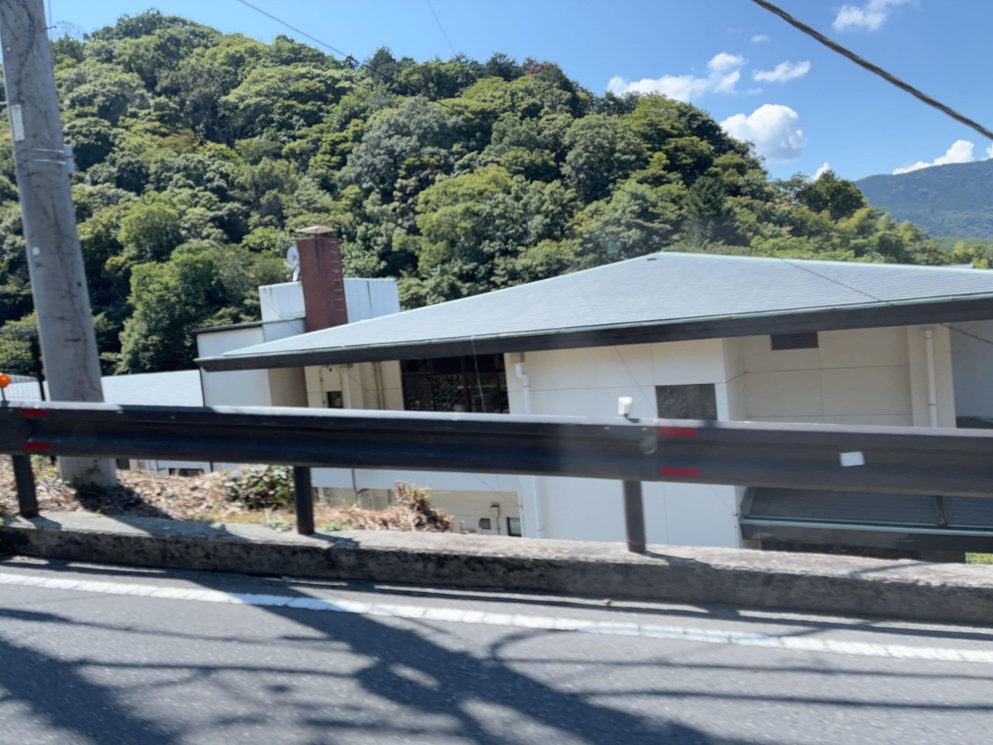 Street view near 箱根宮ノ下温泉 晴山荘, Hakone — © ChenJJ (CC BY-SA · Mapillary)