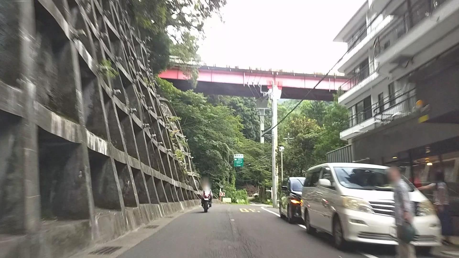 Street view near 箱根湯本ホテル, Hayakawa — © drivephotograph (CC BY-SA · Mapillary)