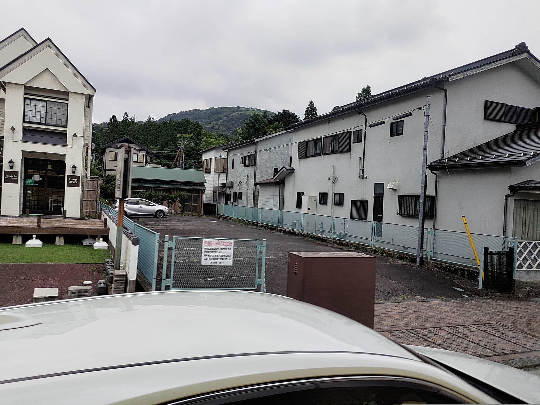 Street view near ジェムスティーイン箱根・芦ノ湖, Hakone — © ChenJJ (CC BY-SA · Mapillary)