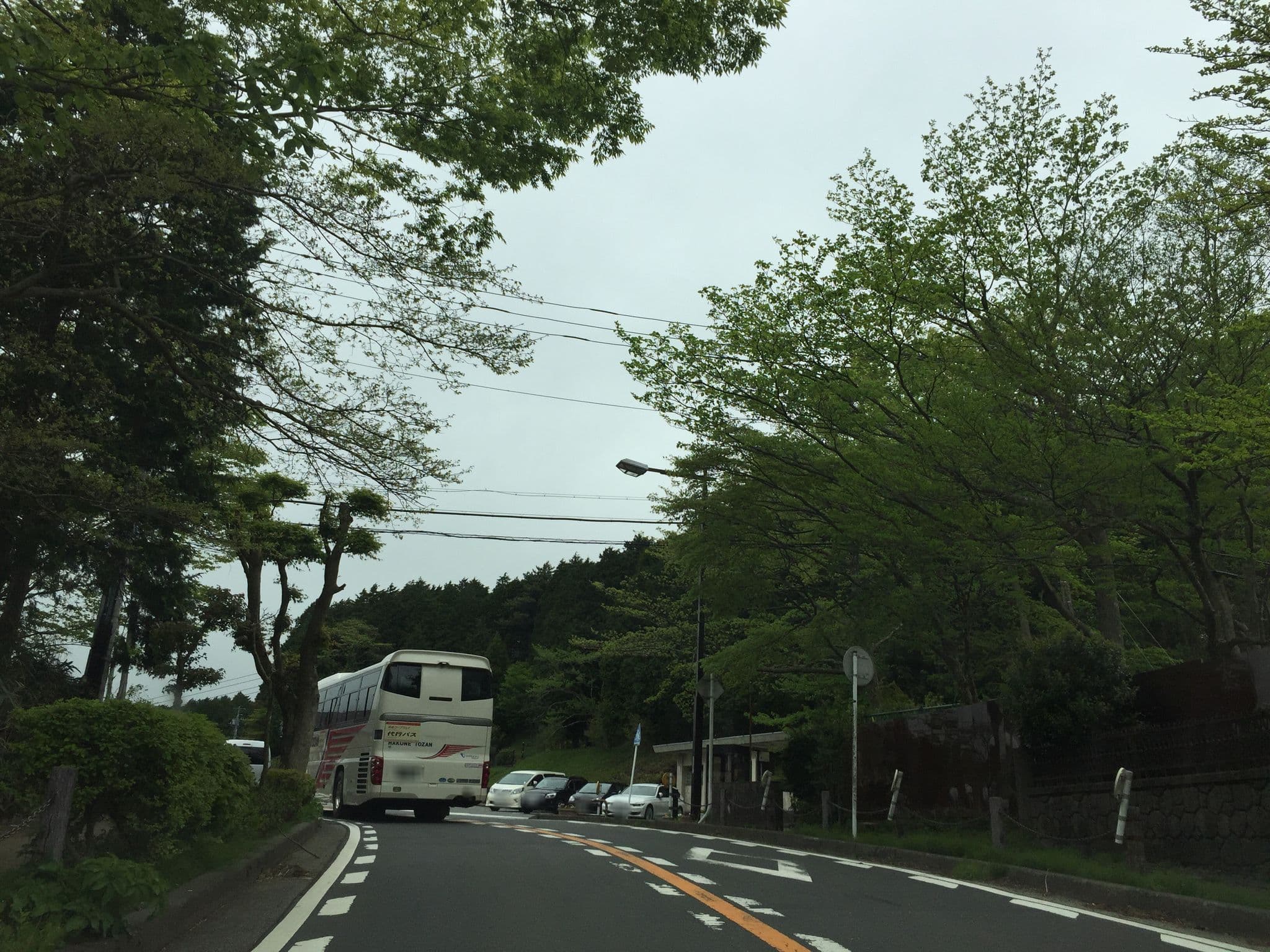 Street view near 箱根・芦ノ湖 はなをり, Hakone — © yaritsusozai (CC BY-SA · Mapillary)