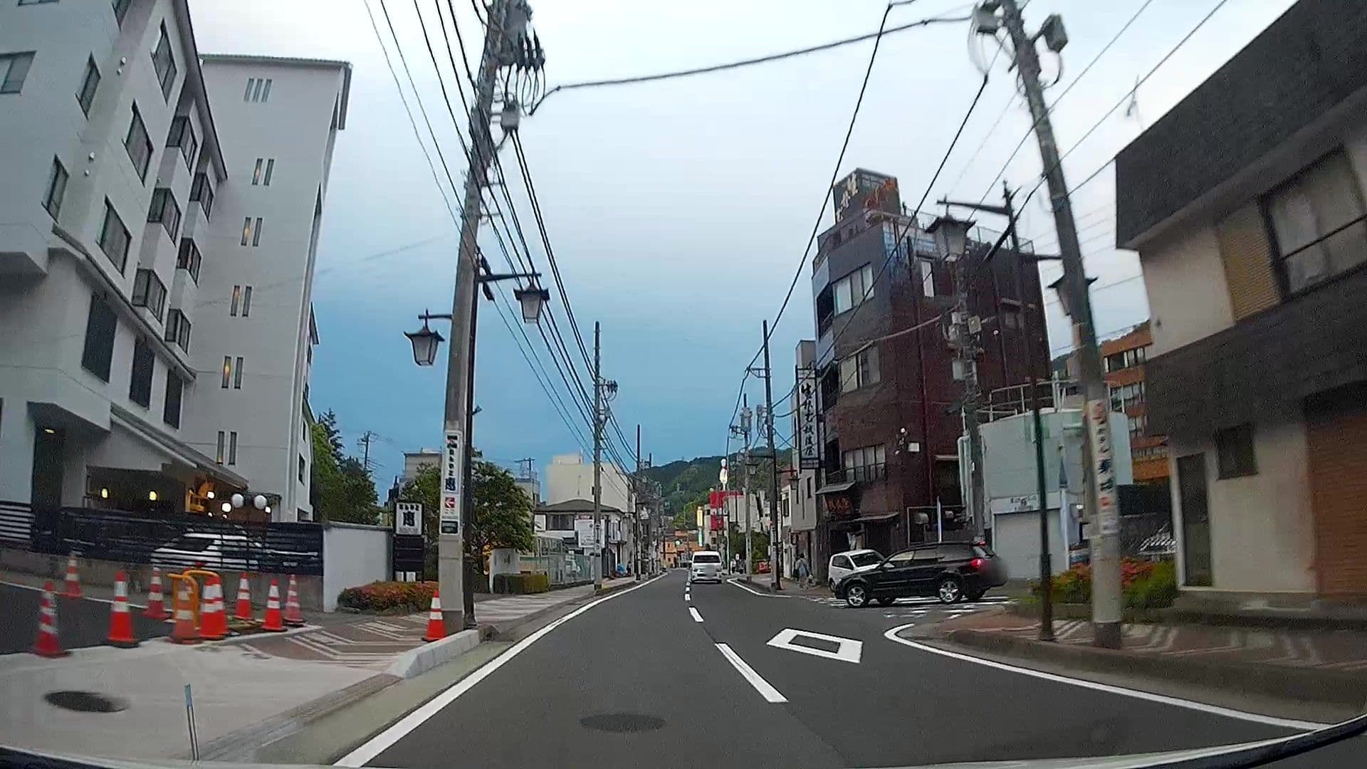 Street view near 湯河原温泉 おんやど恵, Yugawara — © caesium (CC BY-SA · Mapillary)