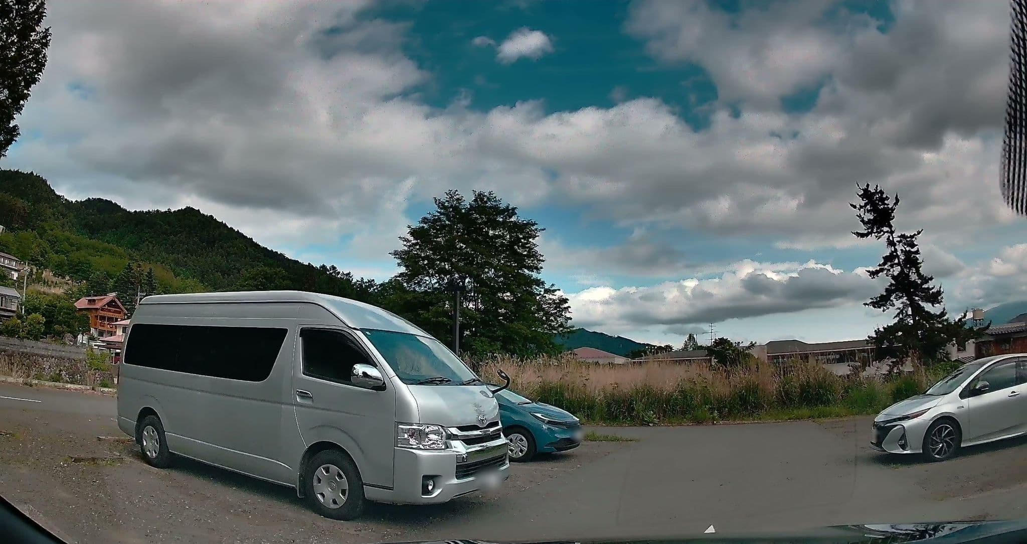 Street view near 星のや富士, Narusawa — © irvinfly (CC BY-SA · Mapillary)