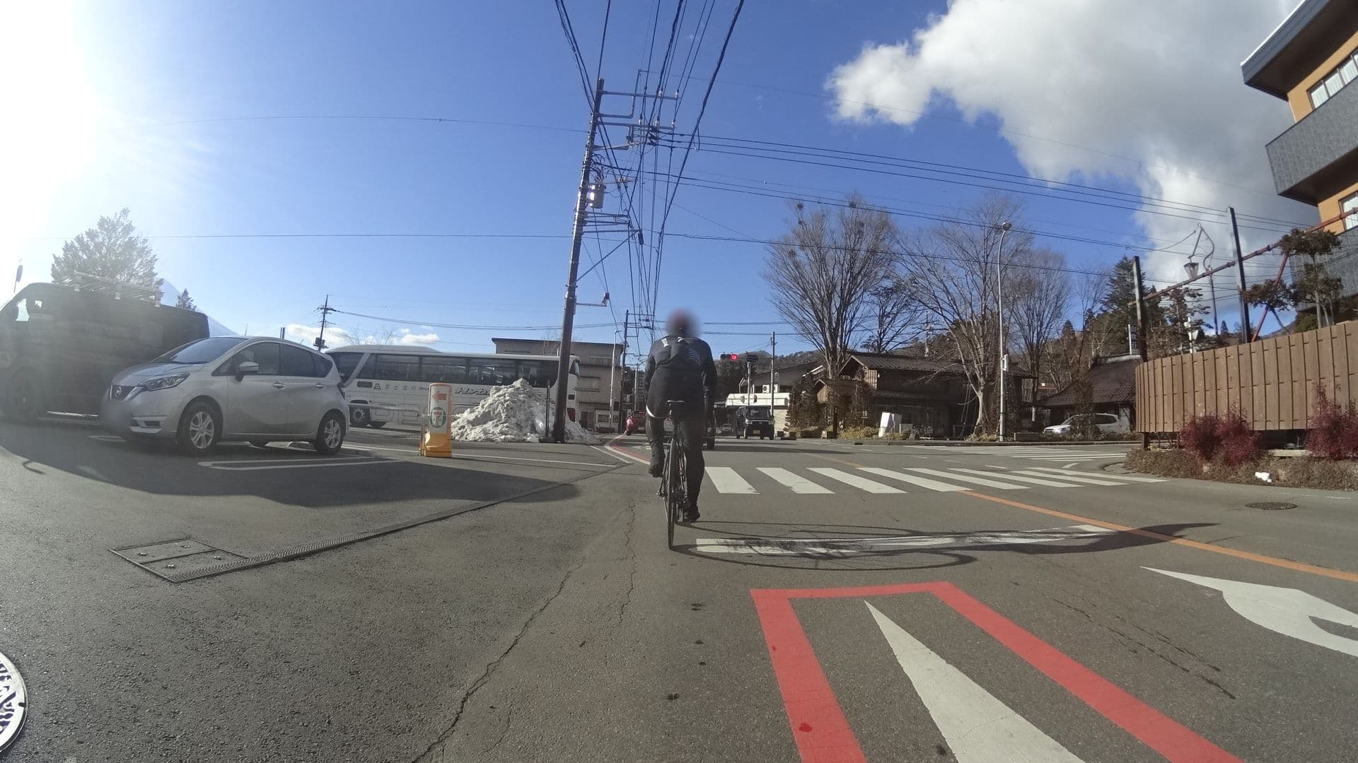 Street view near 三盛荘, Oshino — © tmogi21a (CC BY-SA · Mapillary)