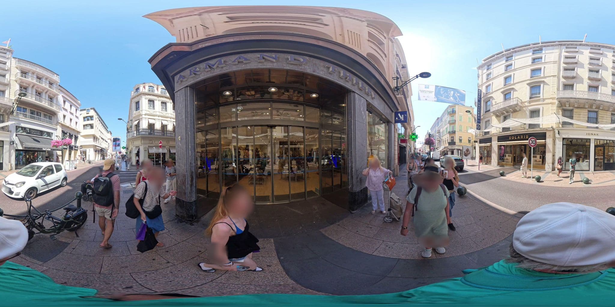 Street view near Hôtel Cannes Centre Univers, Cannes — © graharg (CC BY-SA · Mapillary)