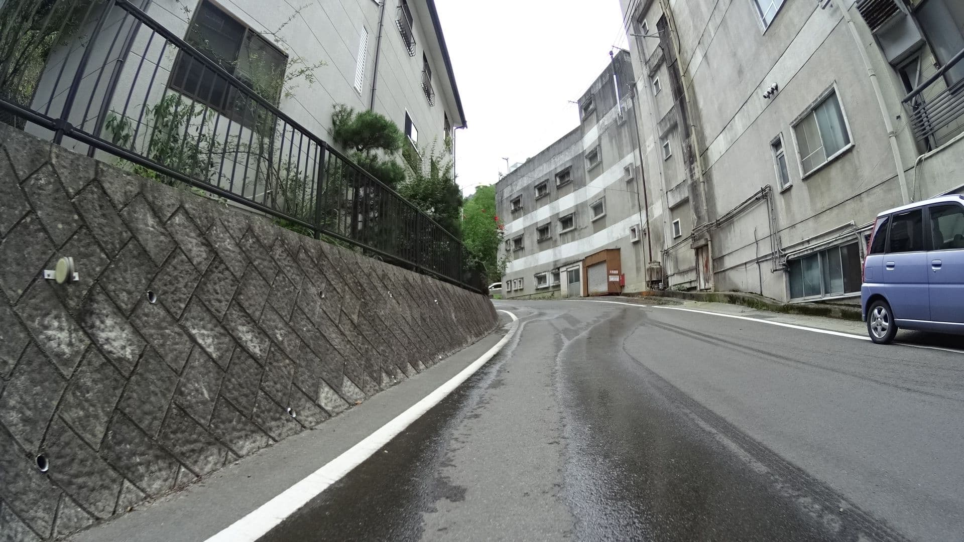 Street view near 三英荘, Hokuto — © tmogi21a (CC BY-SA · Mapillary)
