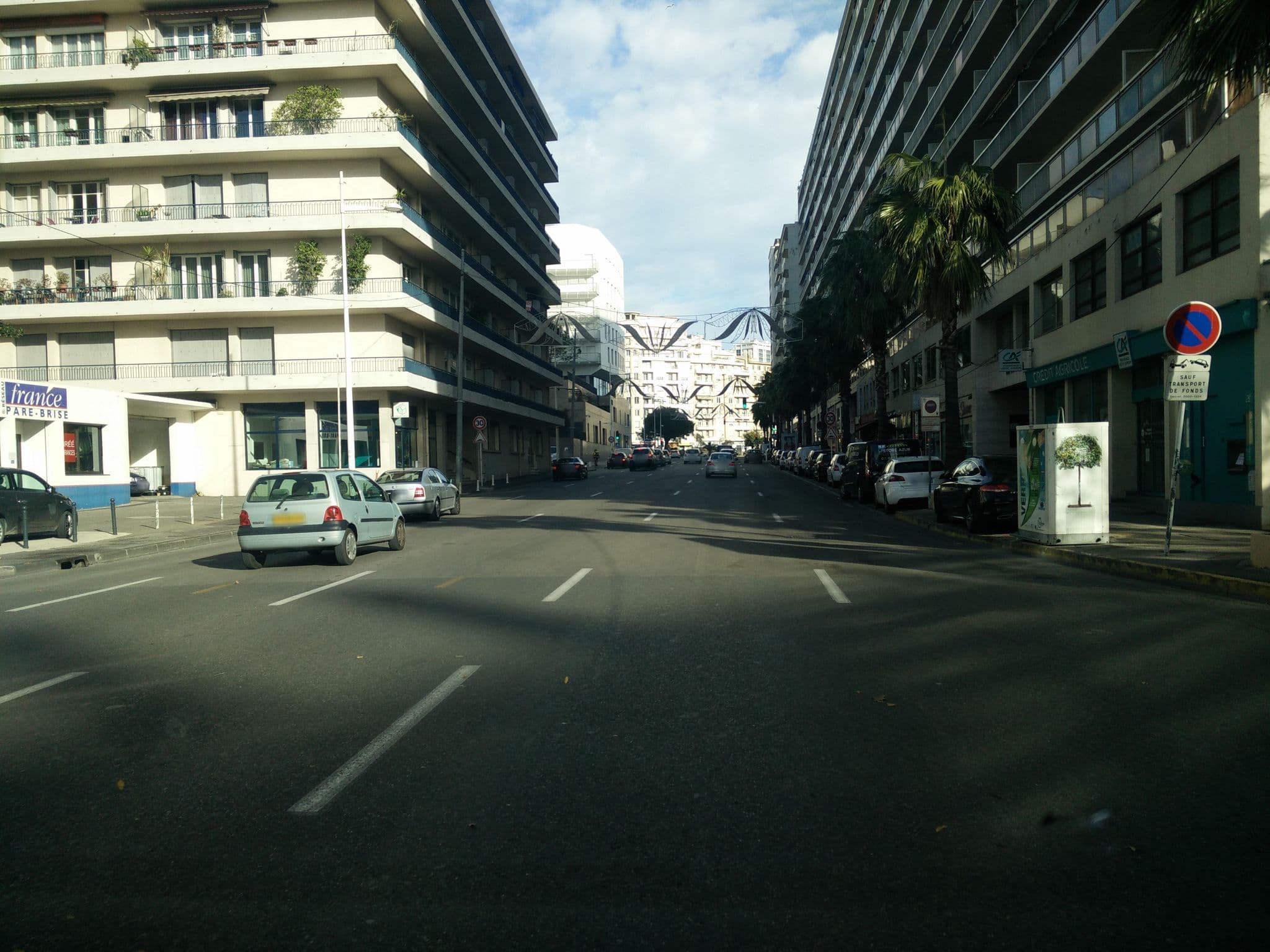 Street view near Hôtel Ibis Budget Toulon Centre, Toulon — © joostjakob (CC BY-SA · Mapillary)