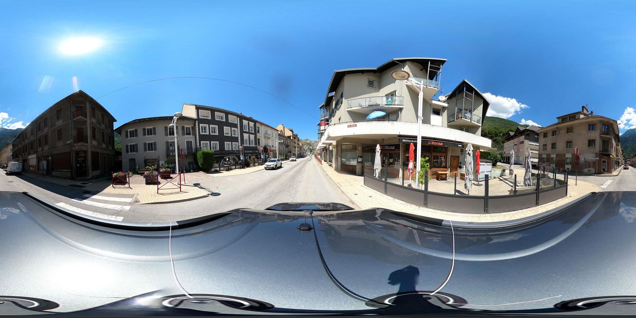 Street view near Le Savoy, Saint-Michel-de-Maurienne — © eric_s (CC BY-SA · Mapillary)
