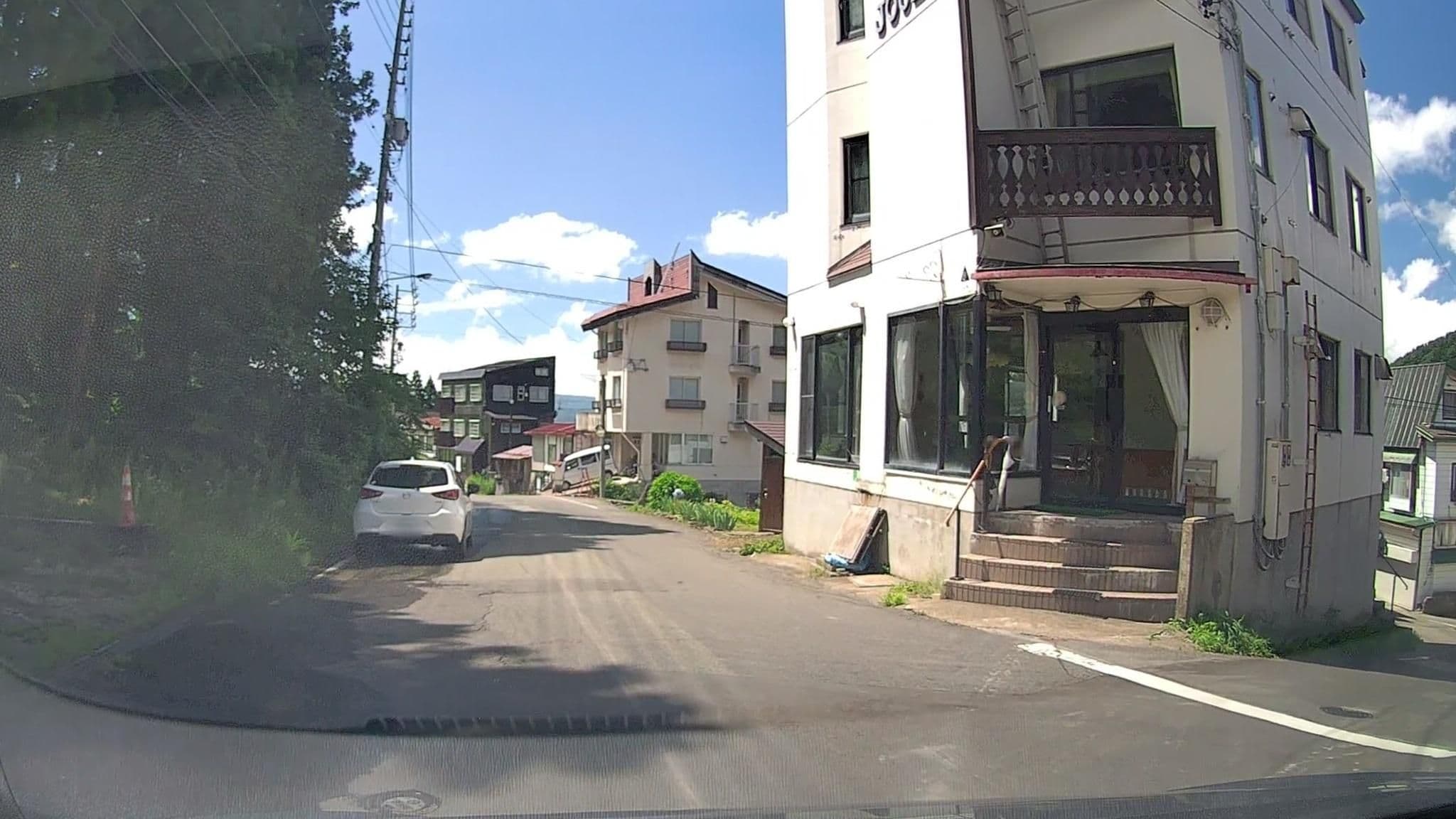 Street view near ロッヂナカジマ, Kamikijima — © mzaki (CC BY-SA · Mapillary)