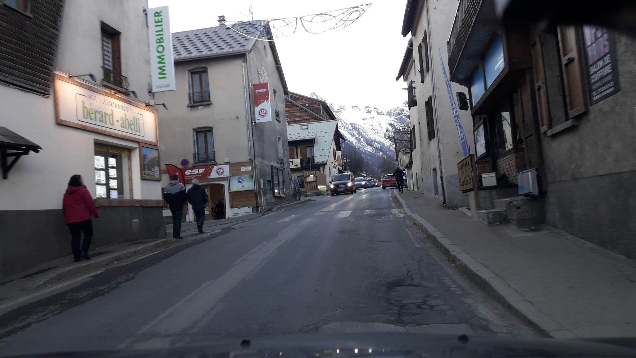 Street view near Hôtel Alliey & Spa piscine, Le Monêtier-les-Bains — © eric_s (CC BY-SA · Mapillary)