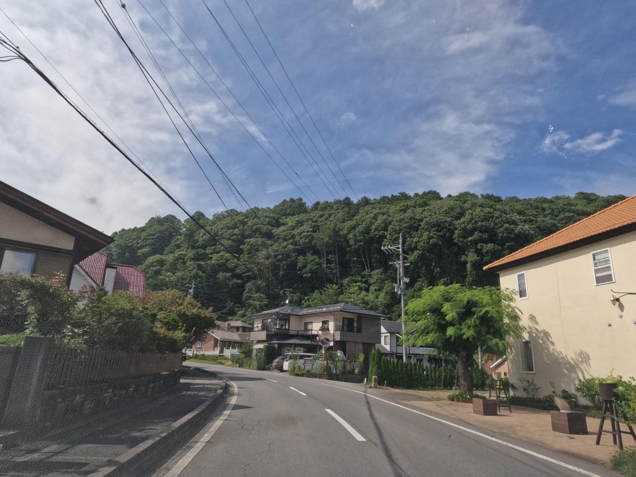 Street view near ペンション ウイングス, Karuizawa — © rsnaru (CC BY-SA · Mapillary)