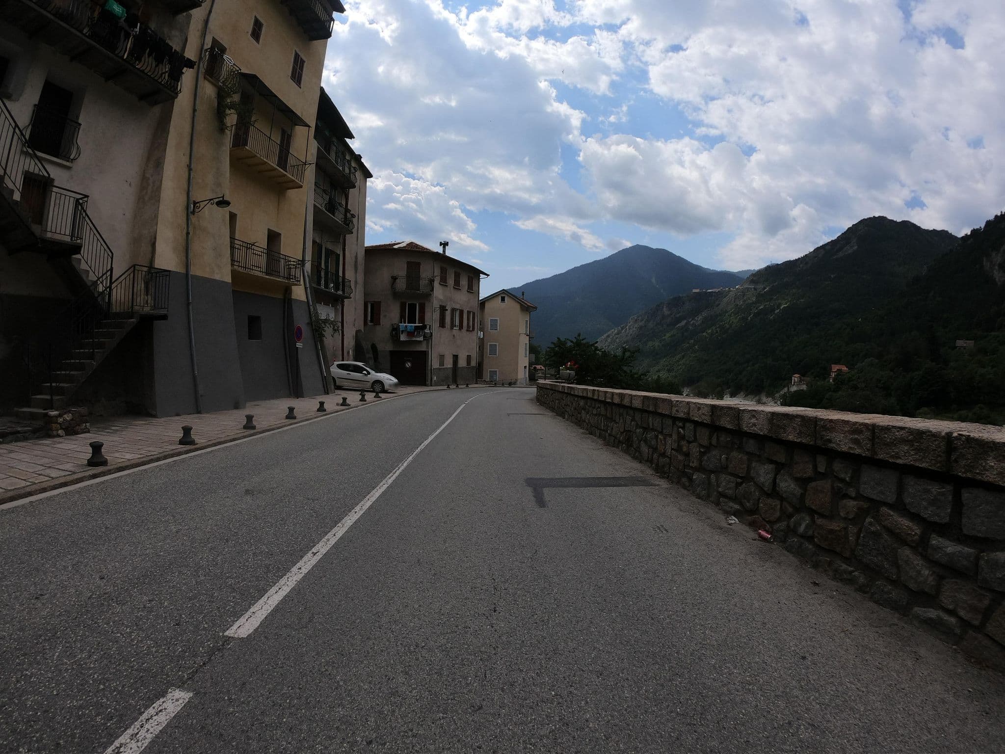 Street view near Le Gelas, Saint-Martin-Vésubie — © joostjakob (CC BY-SA · Mapillary)