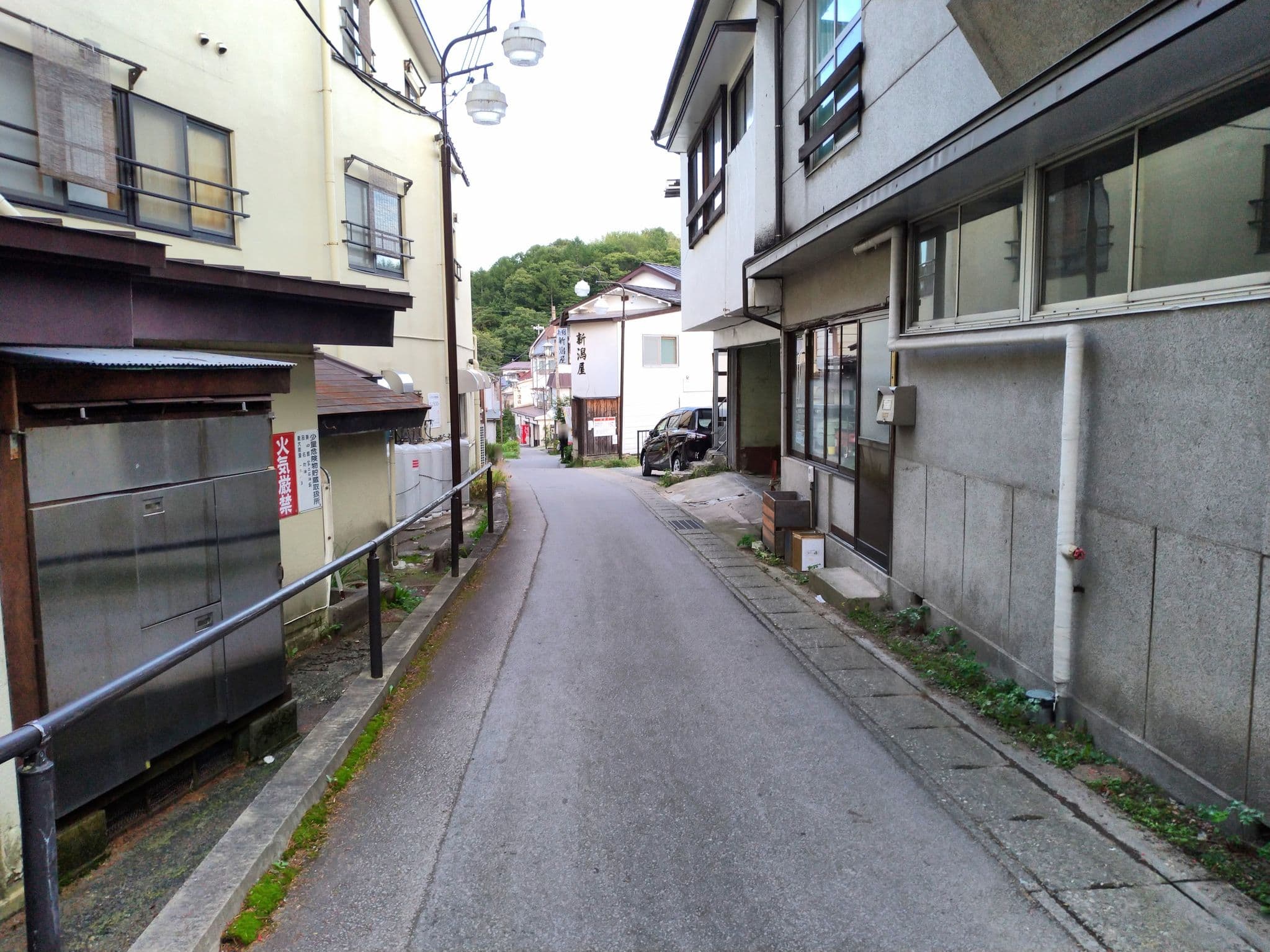 Street view near うり房旅館仲通り うら房, Naganohara — © drivephotograph (CC BY-SA · Mapillary)
