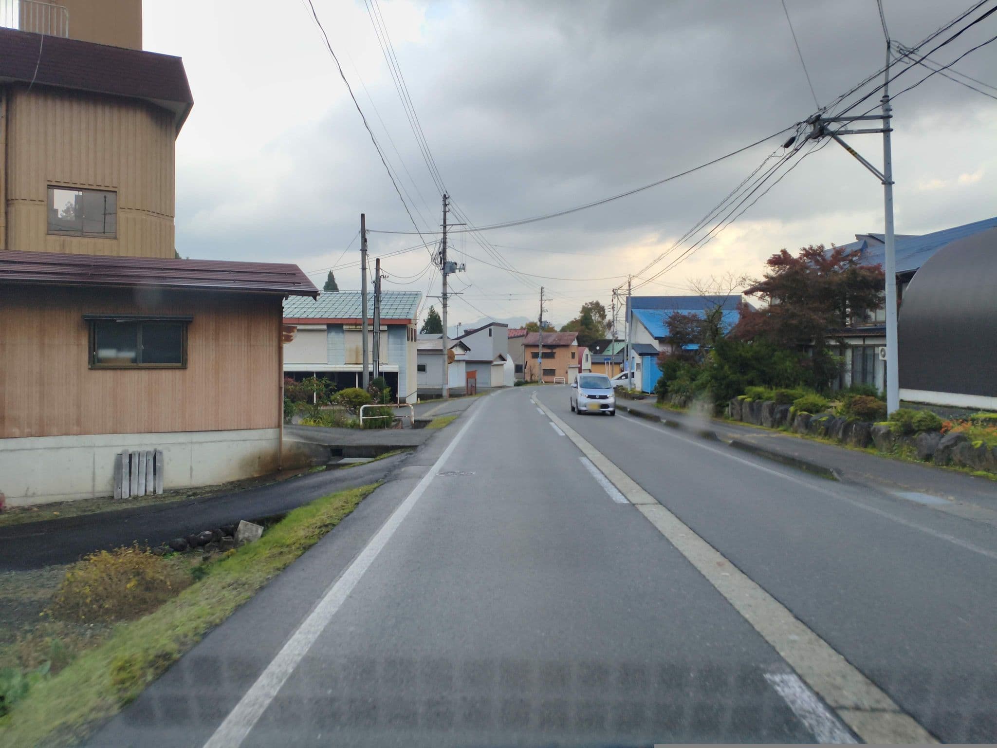 Street view near 塩沢江戸川荘, Shiozawa — © parond (CC BY-SA · Mapillary)