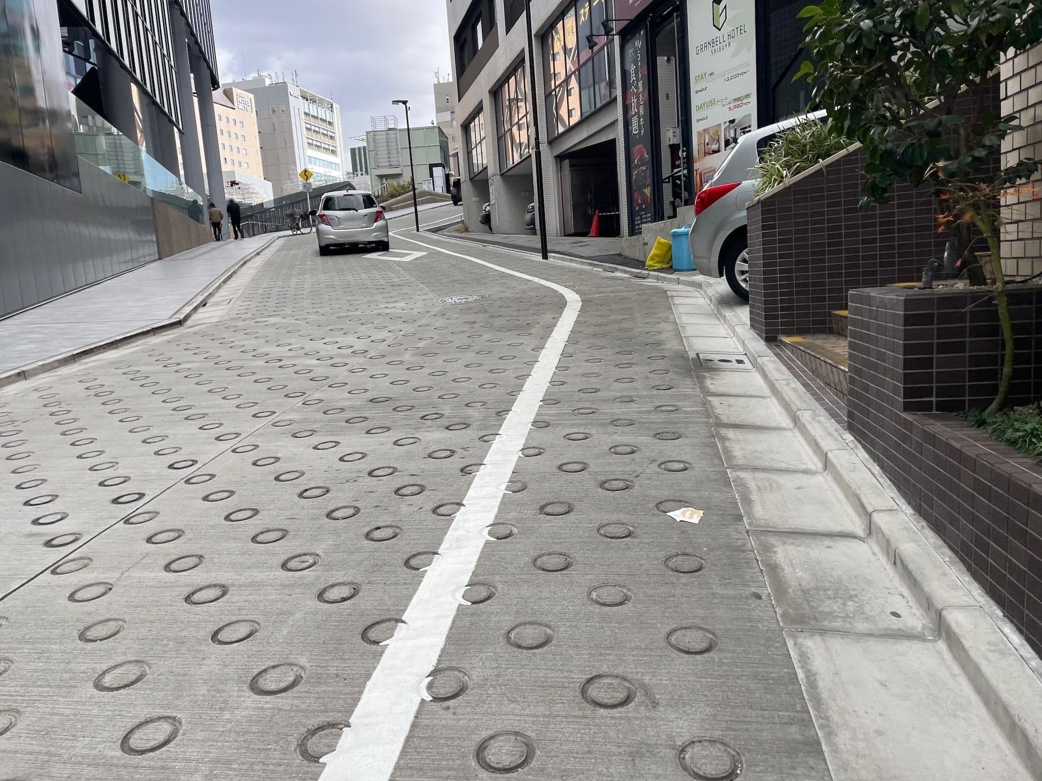 Street view near 渋谷グランベルホテル, Sakuragaokachō — © musashino5 (CC BY-SA · Mapillary)