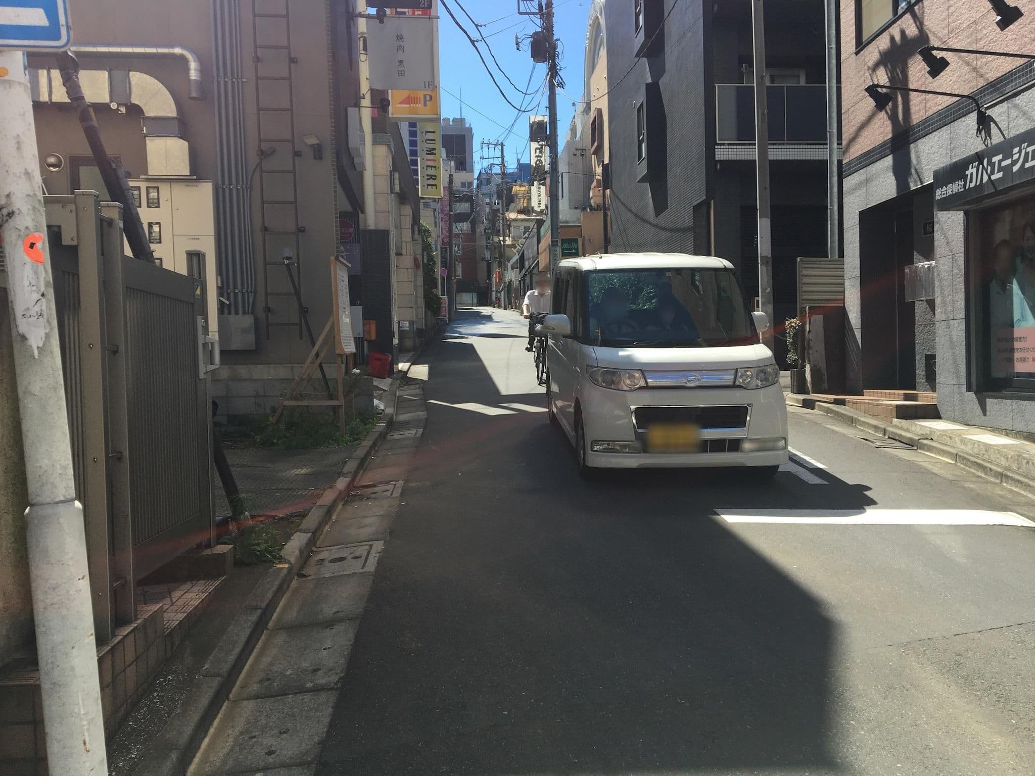Street view near Book Tea Bed 渋谷, Sakuragaokachō — © musashino5 (CC BY-SA · Mapillary)