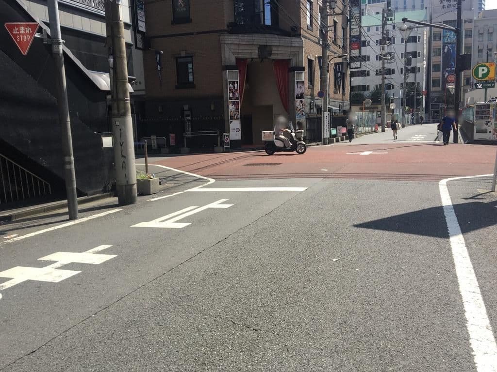 Street view near ホテル白川郷, Kabukicho — © musashino5 (CC BY-SA · Mapillary)
