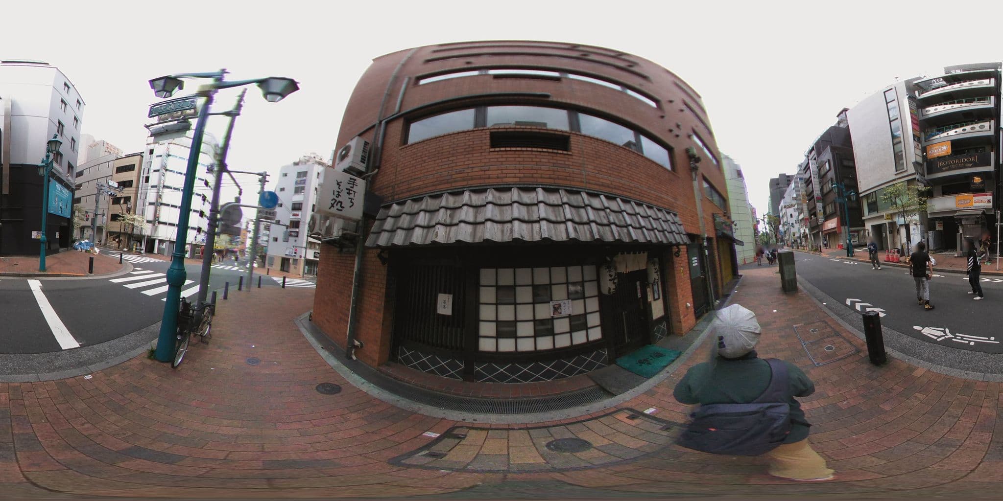 Street view near ナインアワーズウーマン新宿, Shinjuku — © mura (CC BY-SA · Mapillary)