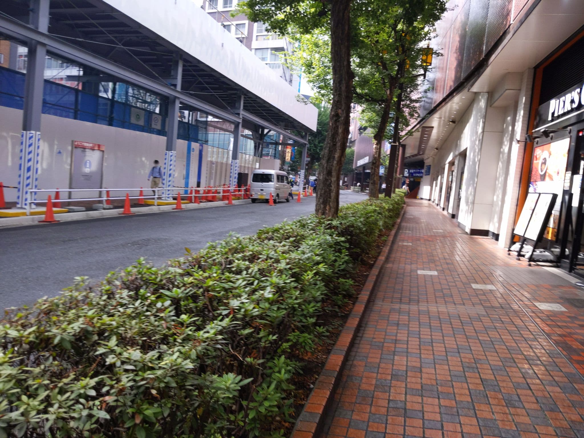 Street view near BELLUSTAR TOKYO, Kabukicho — © gwalker7 (CC BY-SA · Mapillary)