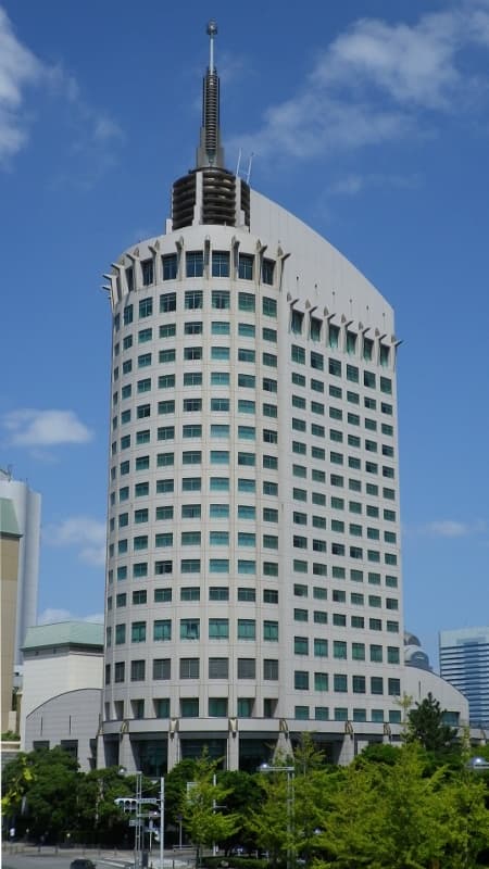 ホテル ザ・マンハッタン (Hotel the Manhattan) (via Wikimedia Commons, CC BY-SA 3.0)