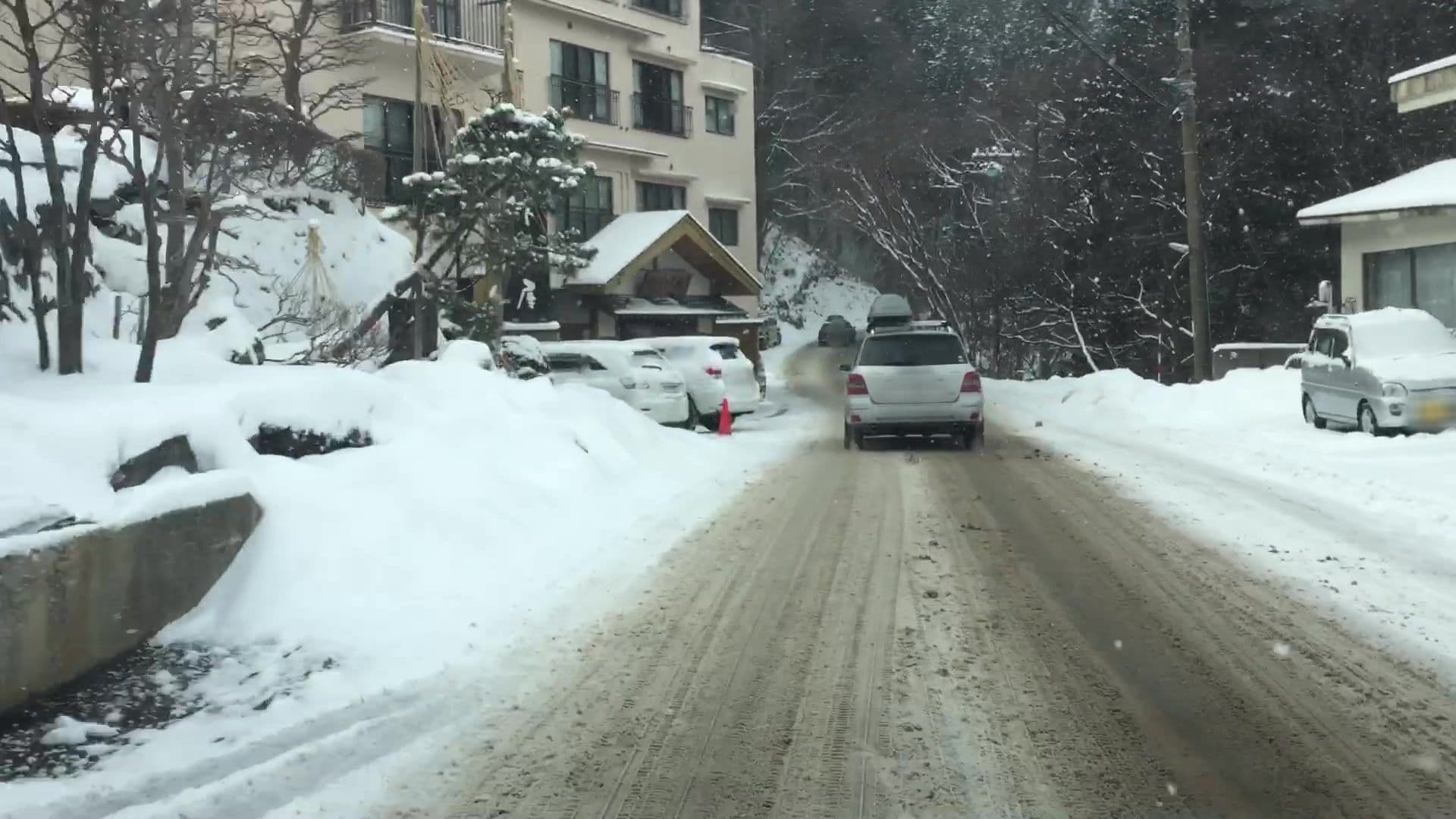 Street view near 下藤屋, Kinugawa Onsen — © lvl5 (CC BY-SA · Mapillary)