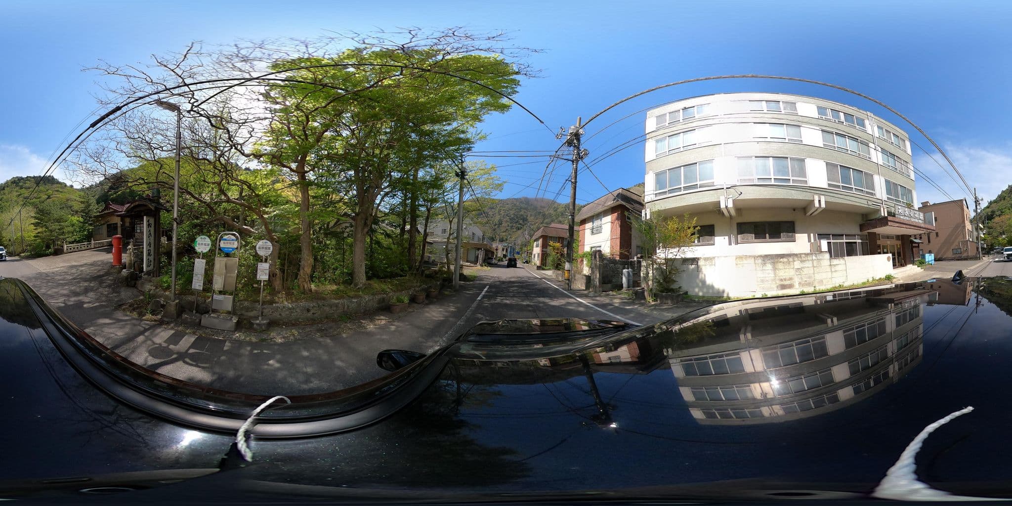 Street view near 丸屋旅館, Kinugawa Onsen — © yuki_charo (CC BY-SA · Mapillary)