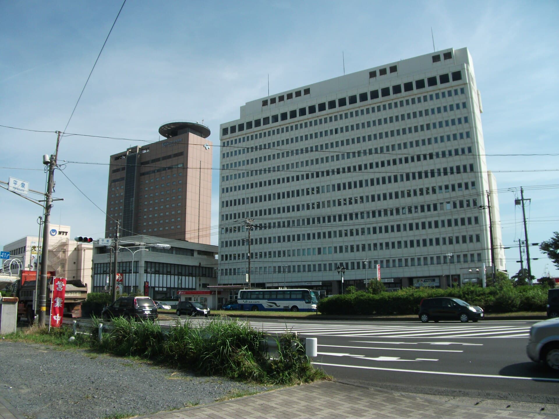 鹿島セントラルホテル (Kashima Central Hotel) (via Wikimedia Commons, CC BY-SA 3.0)