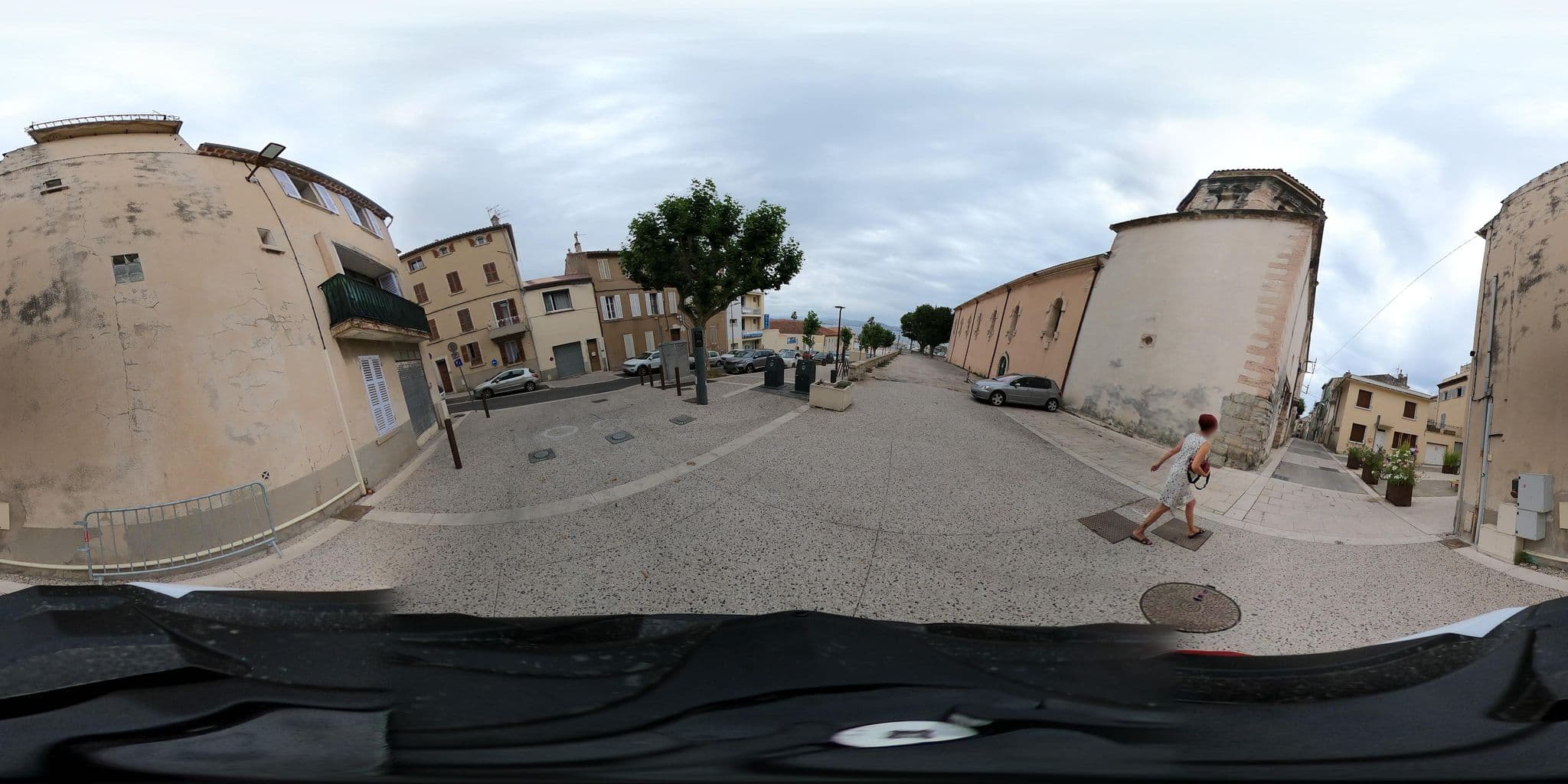Street view near La Croix de Malte, La Ciotat — © simon_geovelo (CC BY-SA · Mapillary)