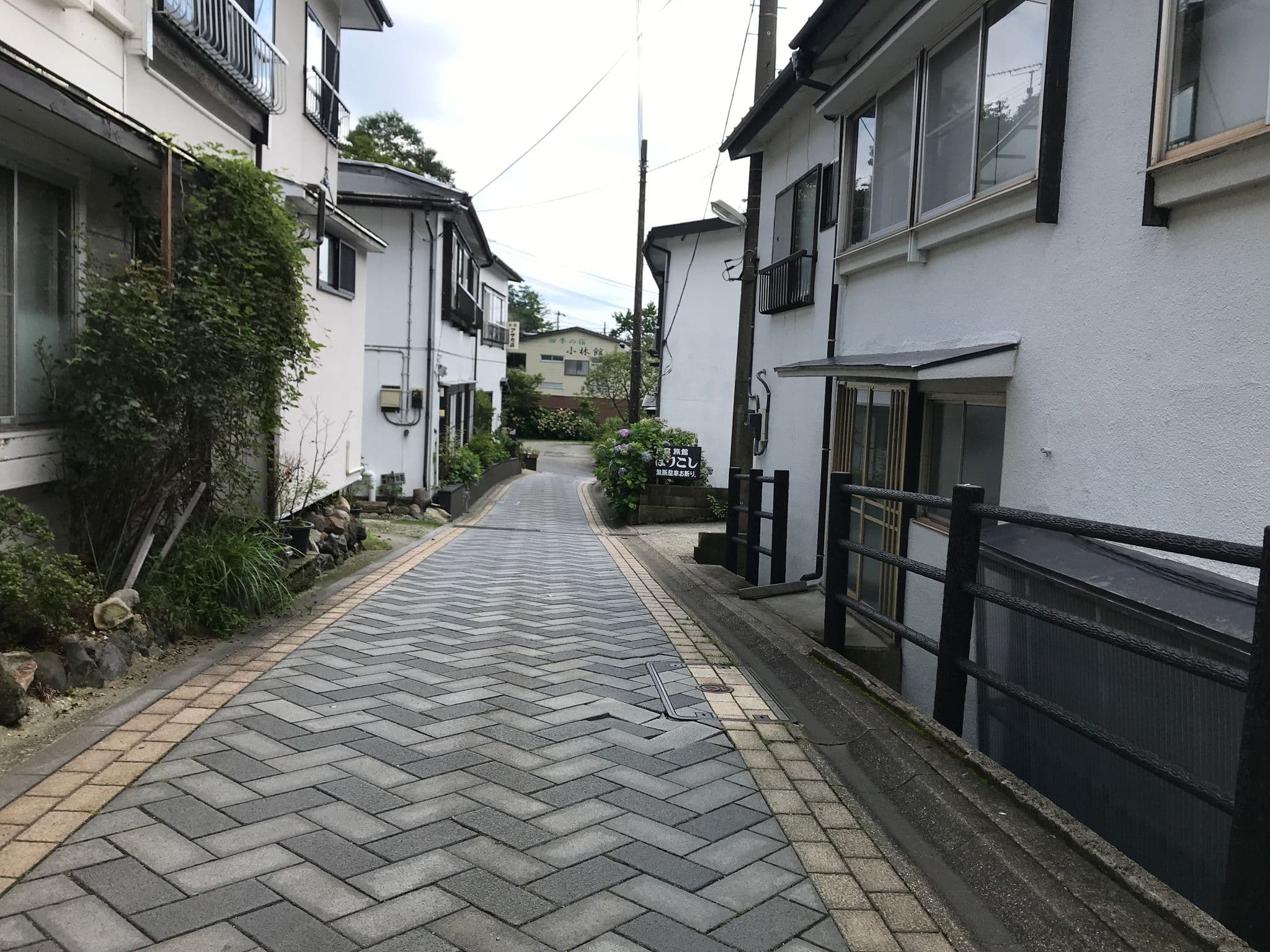 Street view near 新小松屋, Nasu — © yaritsusozai (CC BY-SA · Mapillary)
