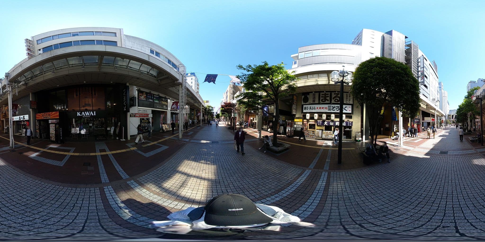 Street view near 変なホテル仙台 国分町, Sendai — © xzheng (CC BY-SA · Mapillary)