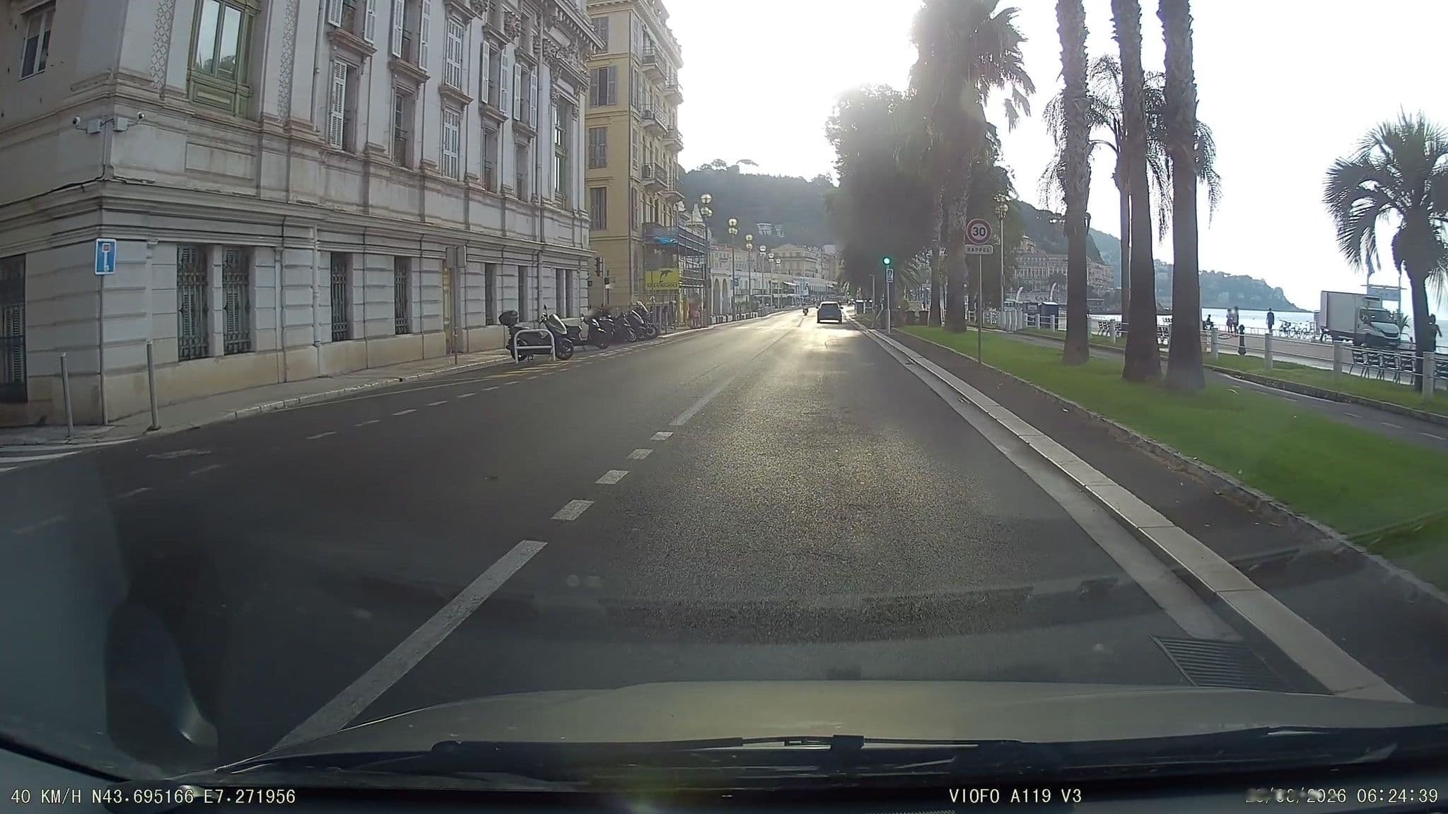 Street view near Mercure Nice Marché aux Fleurs, Vieille Ville — © aSaWaWa (CC BY-SA · Mapillary)