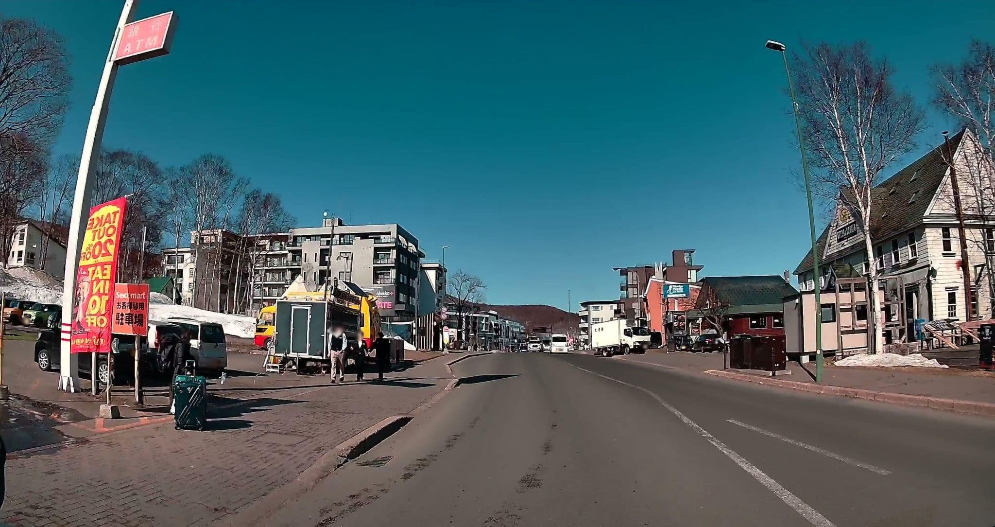 Street view near ニセコセントラル ミハラシアパートメント, Kutchan — © irvinfly (CC BY-SA · Mapillary)