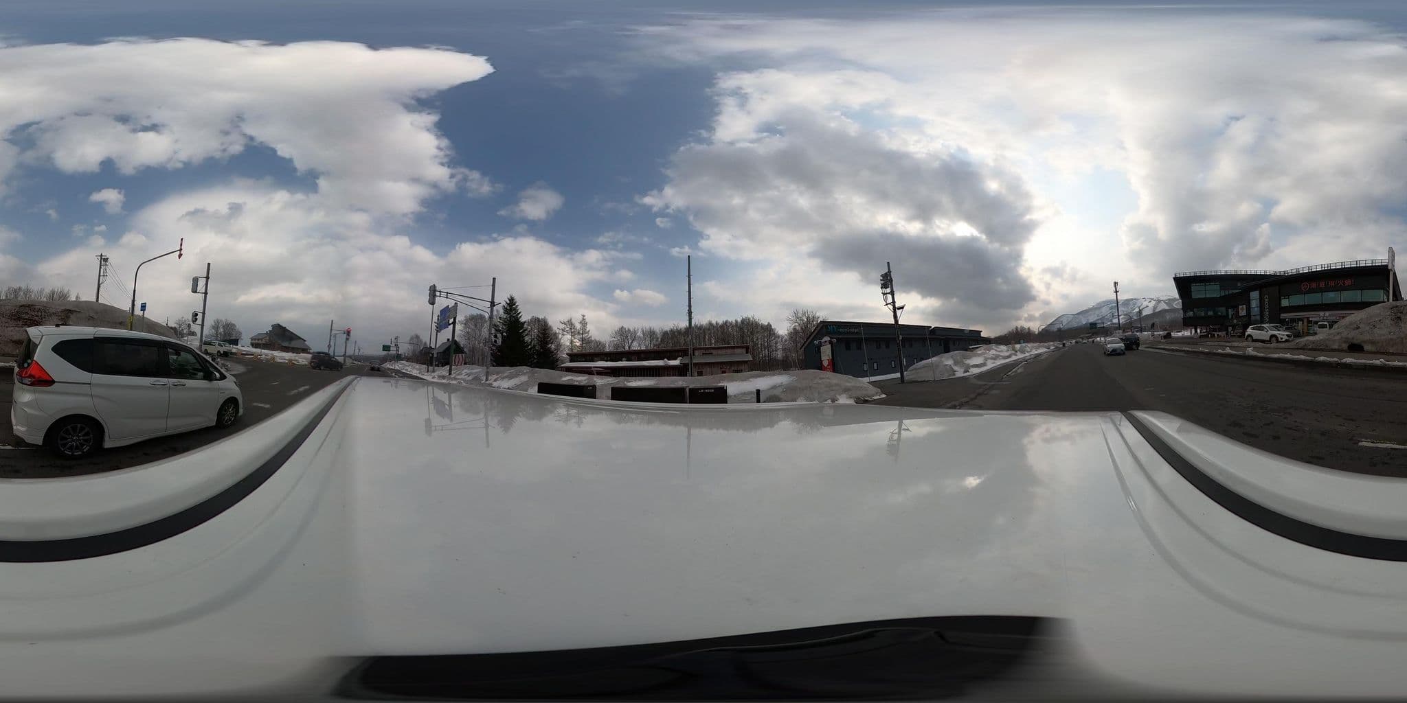 Street view near マイ・エコロッジ, Kutchan — © kojiroucircle (CC BY-SA · Mapillary)