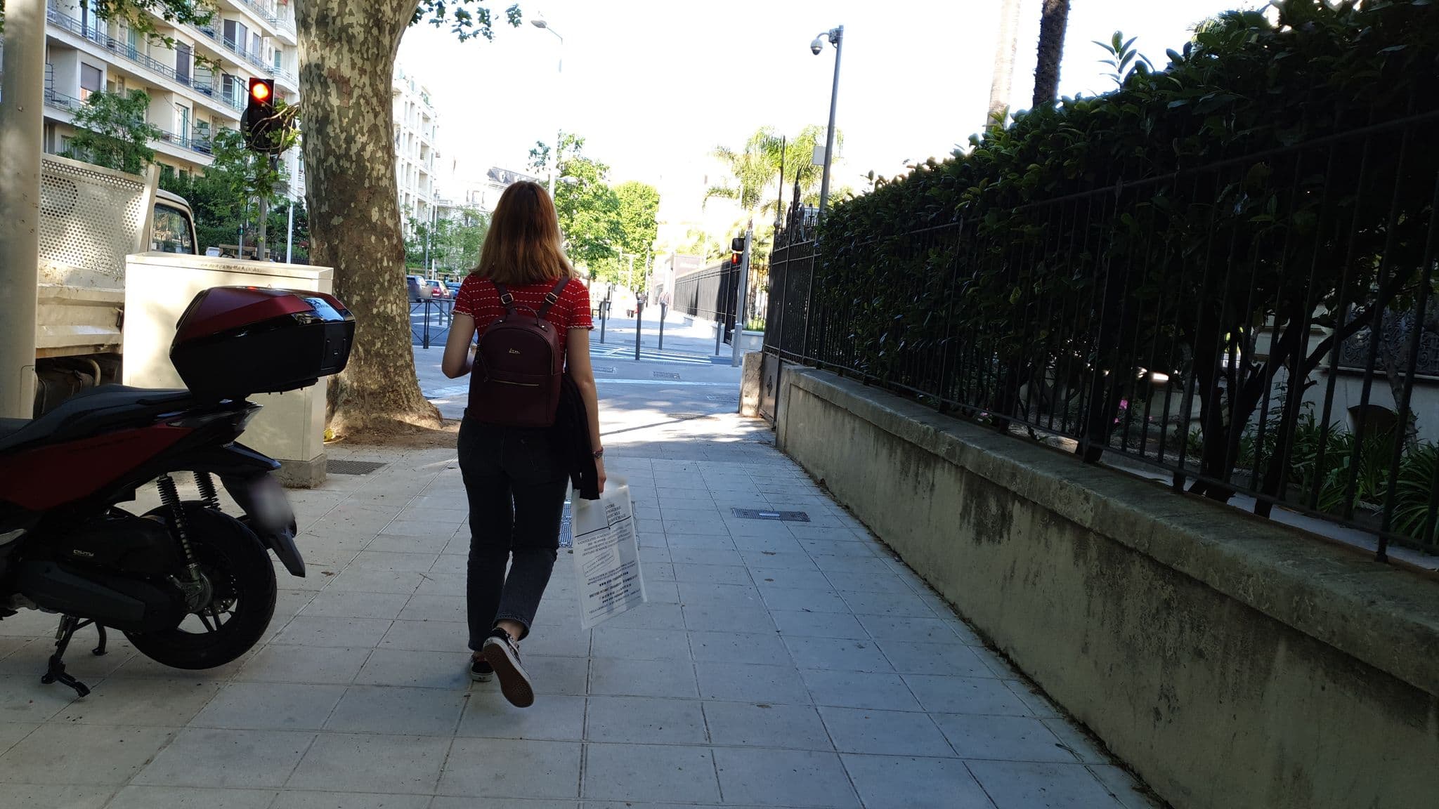 Street view near Hôtel Victor Hugo, Rue de France — © flox (CC BY-SA · Mapillary)