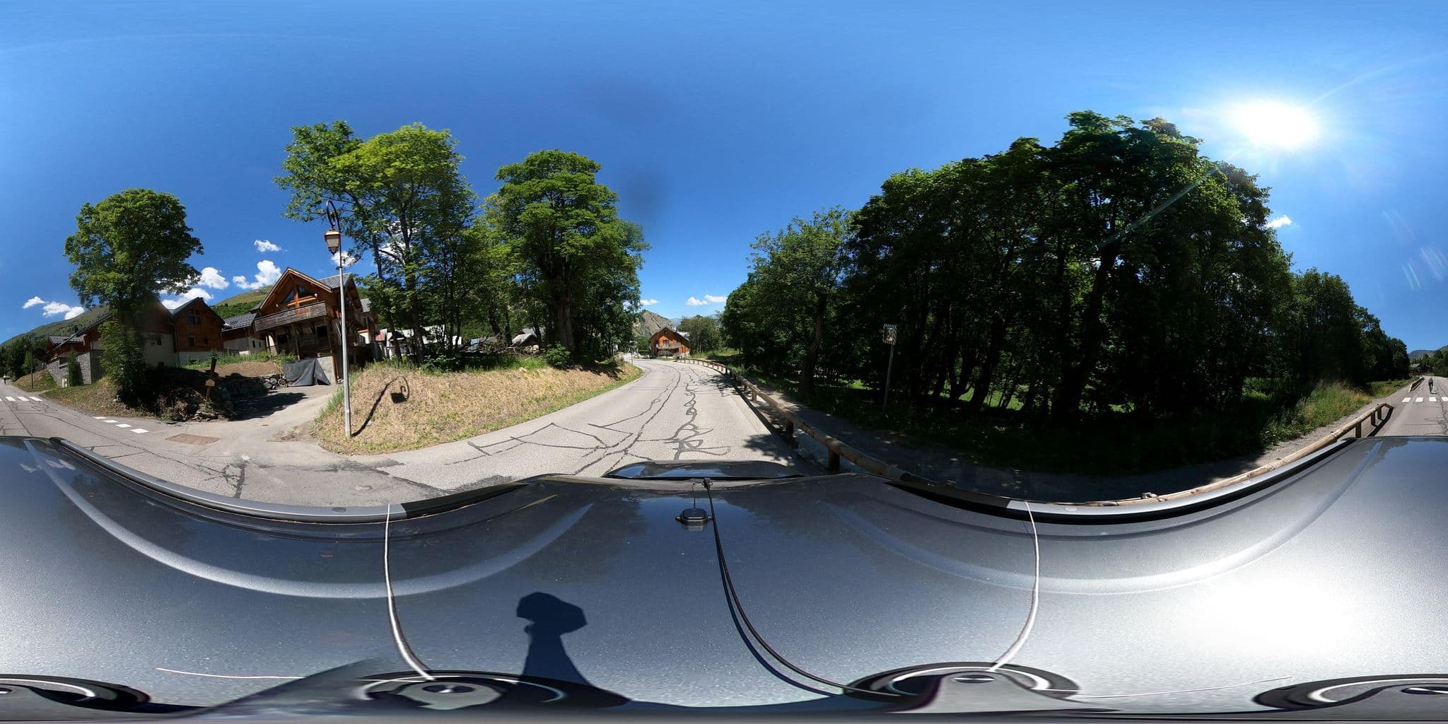 Street view near Là-Haut, Valloire