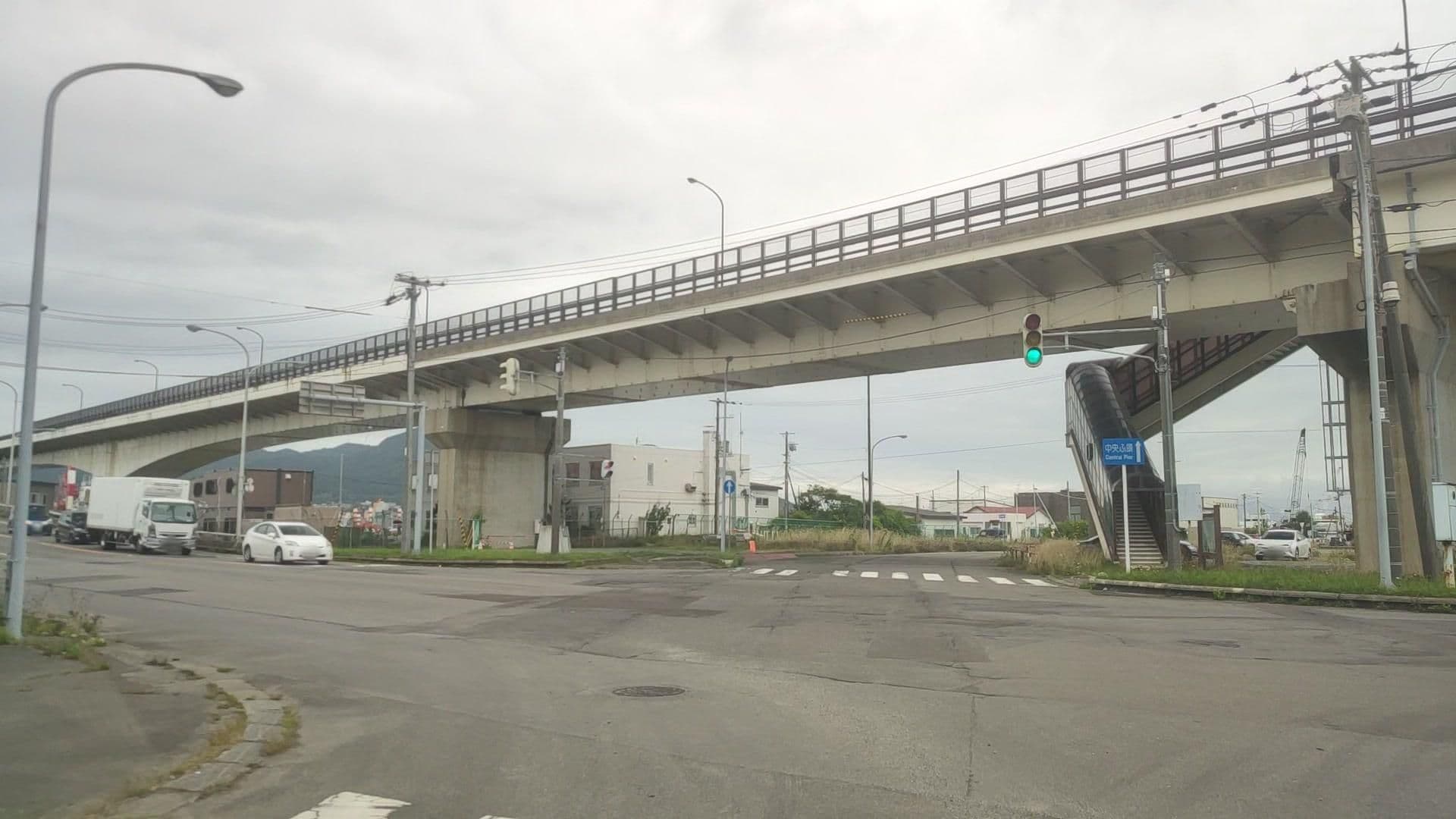 Street view near 函館港湾福利厚生会館, Hakodate — © drivephotograph (CC BY-SA · Mapillary)