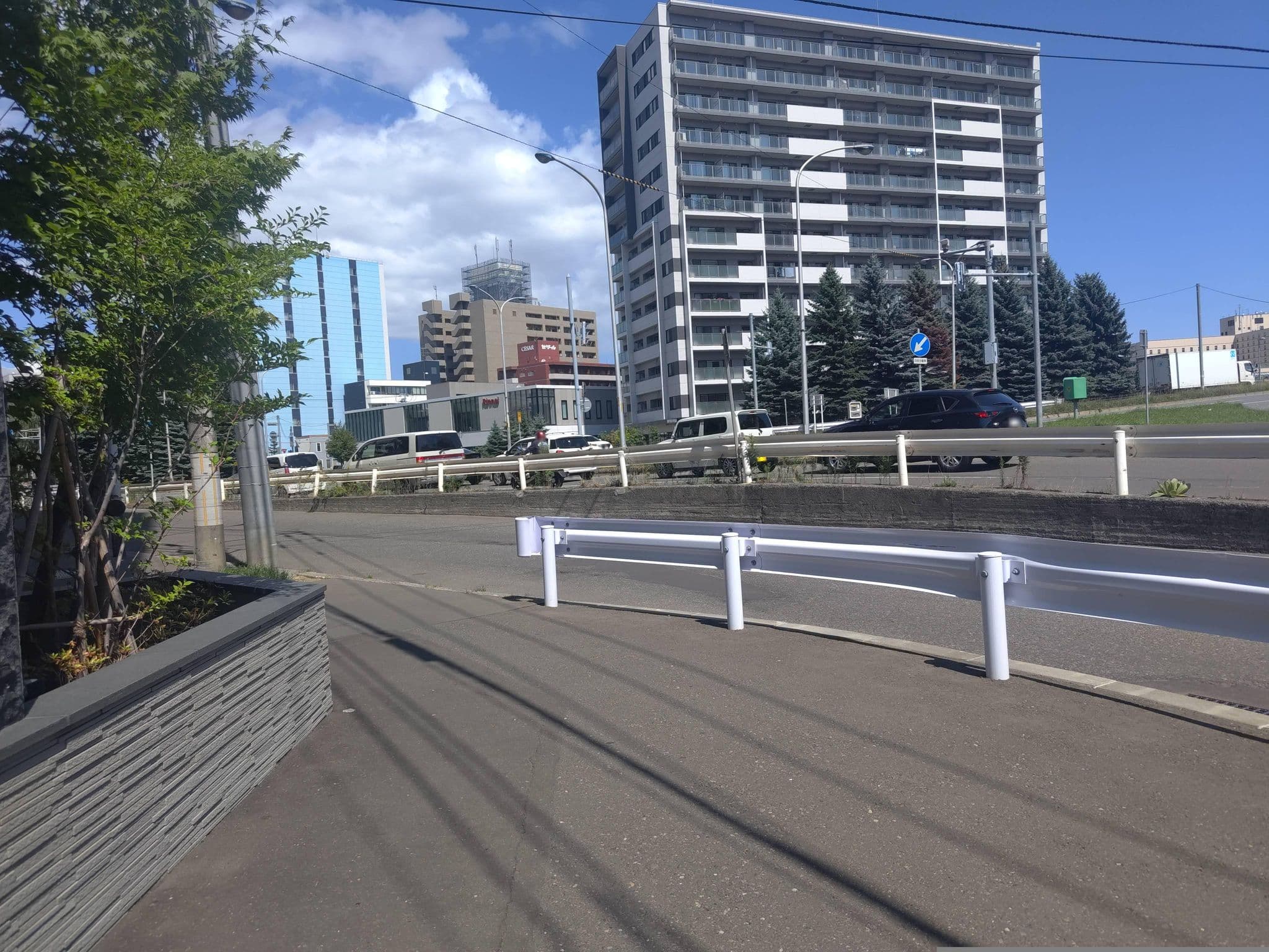 Street view near ホテル・アンドルームス札幌すすきの, Sapporo — © komali2 (CC BY-SA · Mapillary)
