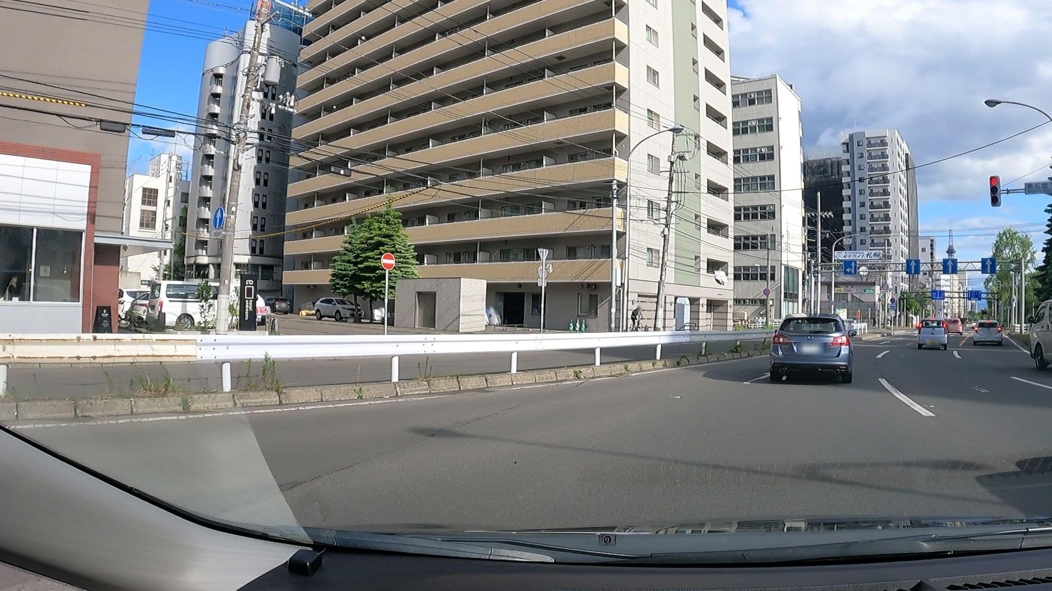 Street view near WHITE IN 6-2, Sapporo — © takayuki (CC BY-SA · Mapillary)