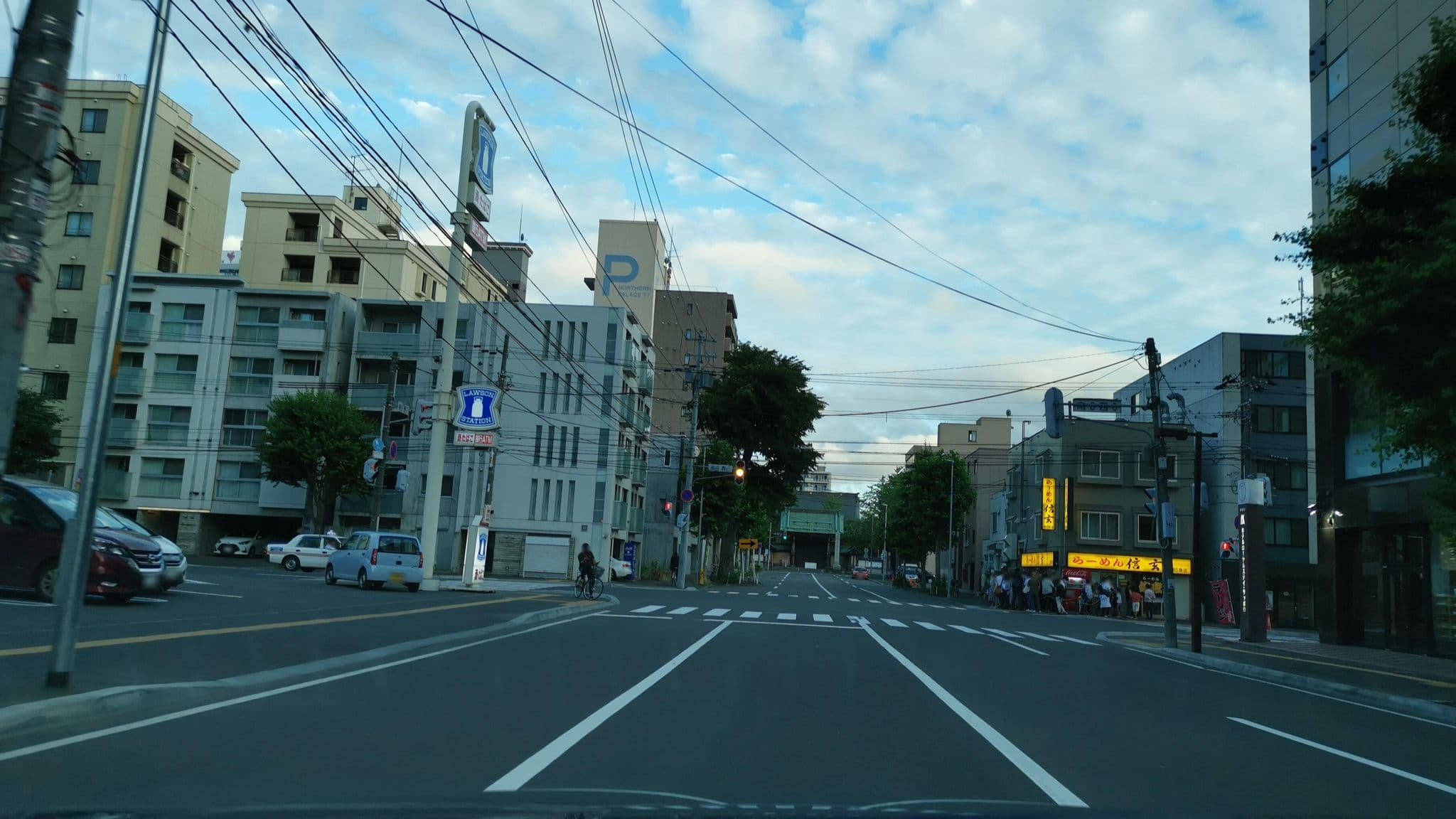 Street view near THE BASE SAPPORO SUSUKINO, Sapporo — © watalucky (CC BY-SA · Mapillary)