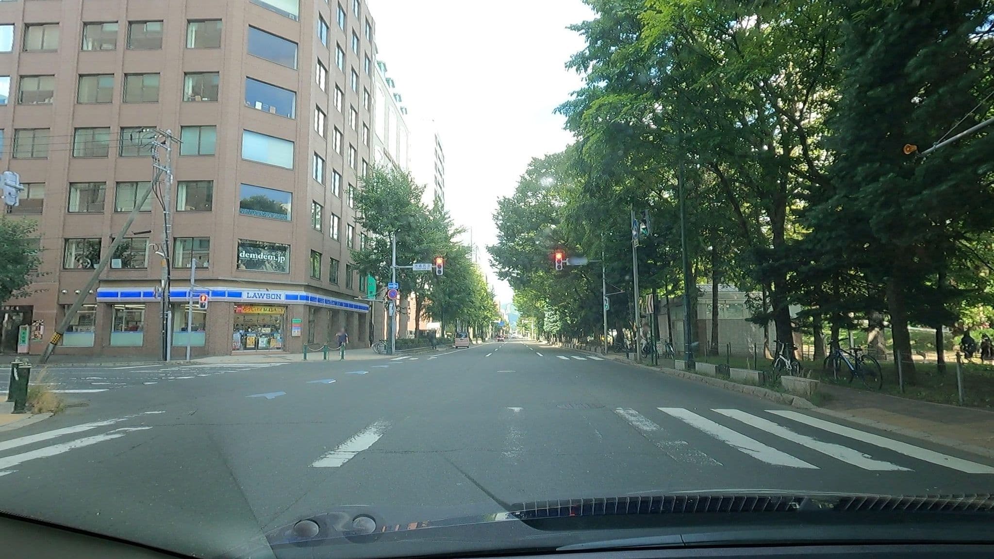 Street view near アンビックス 営業課, Sapporo — © takayuki (CC BY-SA · Mapillary)