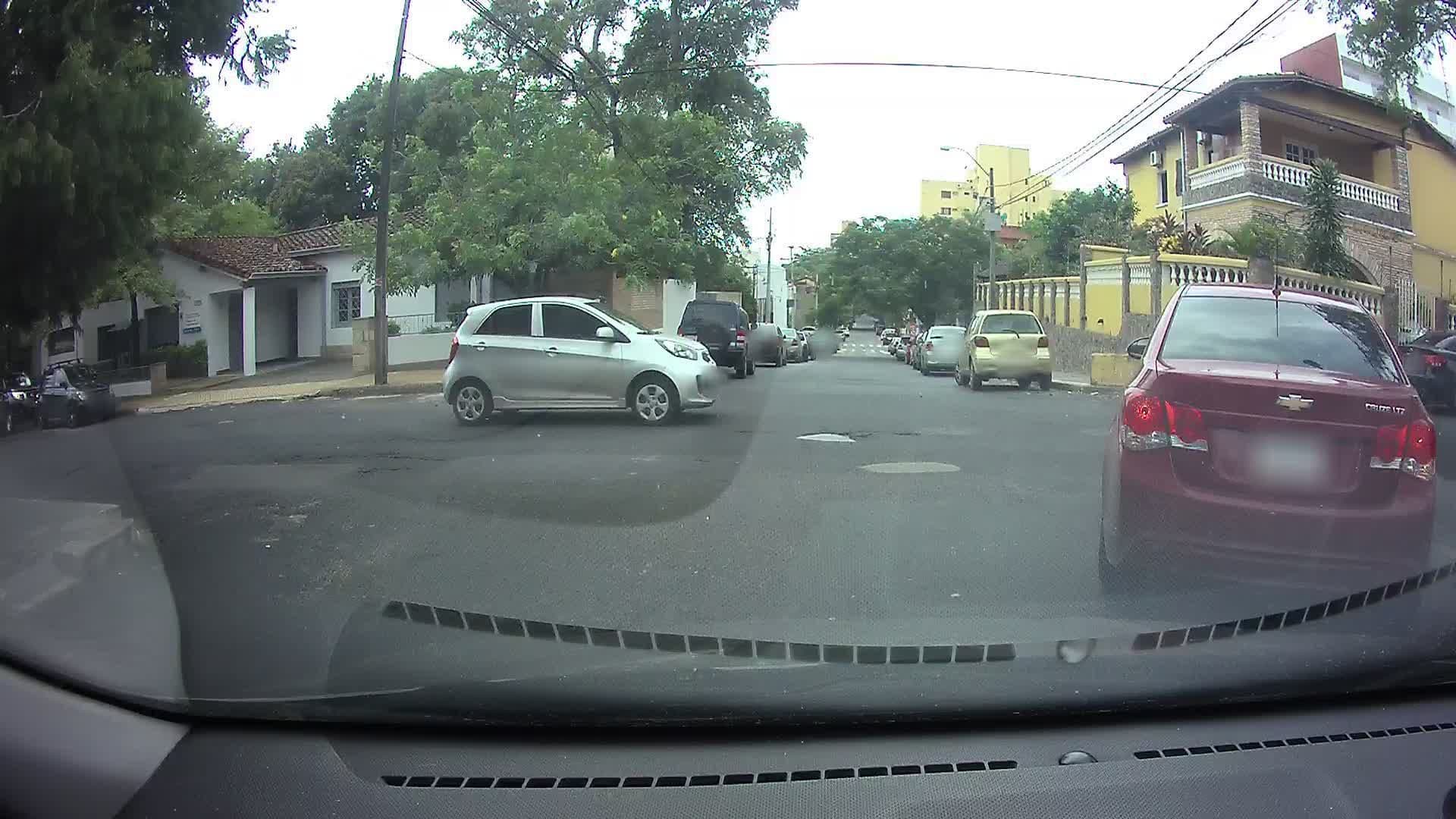 Street view near Terrasunción, Asunción — © ancho85 (CC BY-SA · Mapillary)