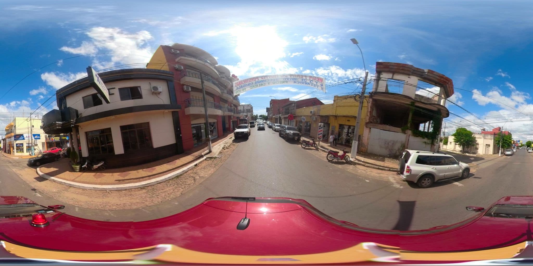 Street view near Hotel Ybyturuzu- Villarrica, Villarrica — © juliaoporto (CC BY-SA · Mapillary)