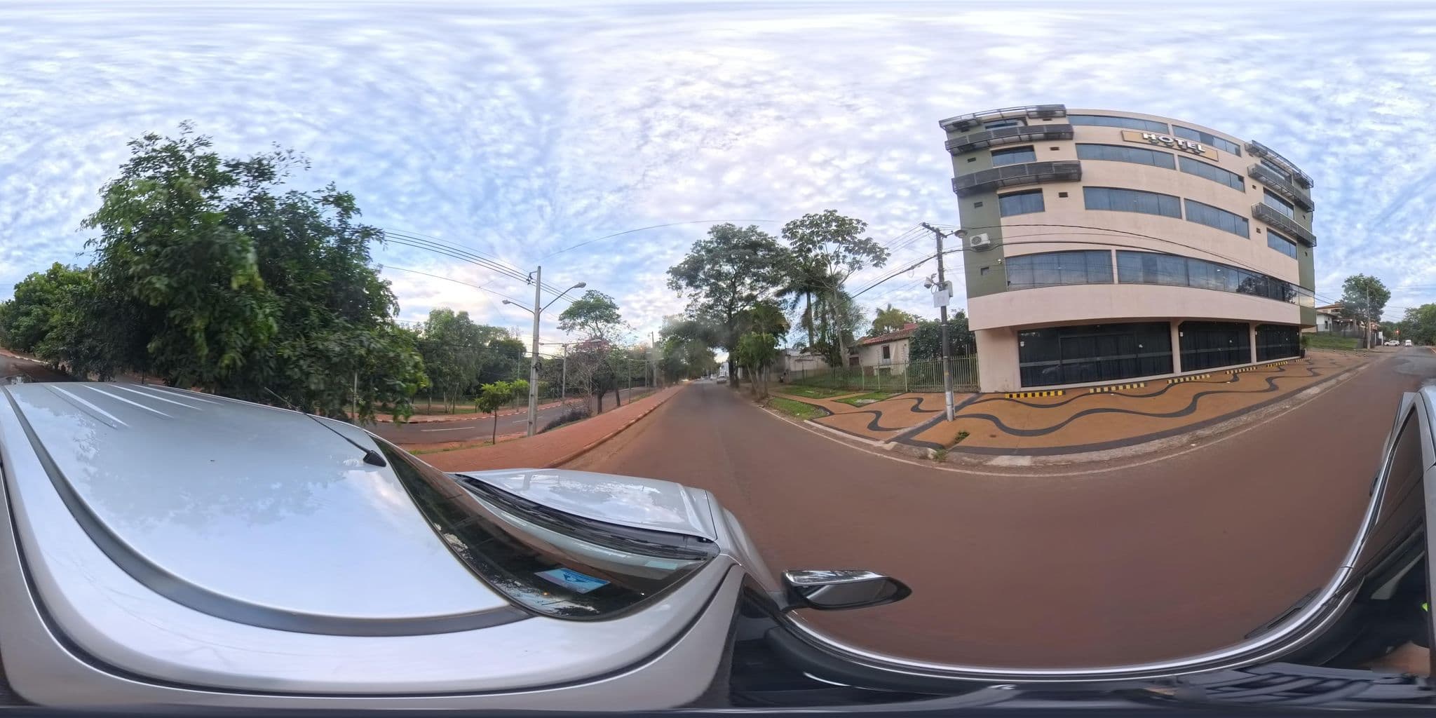 Street view near Hotel De Parque, Ciudad del Este — © ConsorcioGeoconCialpa (CC BY-SA · Mapillary)