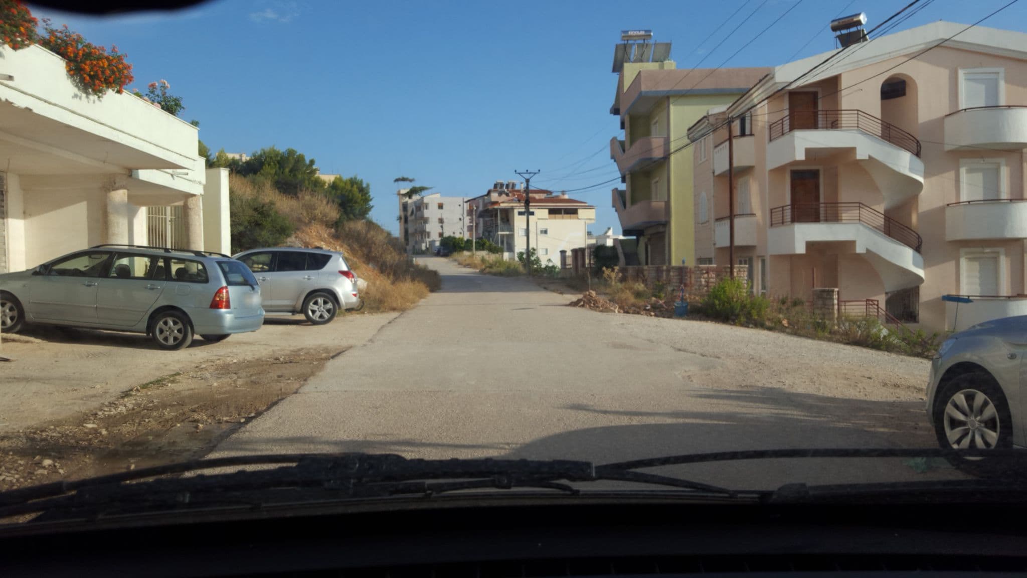 Street view near Edi Apartments, Sarandë — © denisju_osm (CC BY-SA · Mapillary)