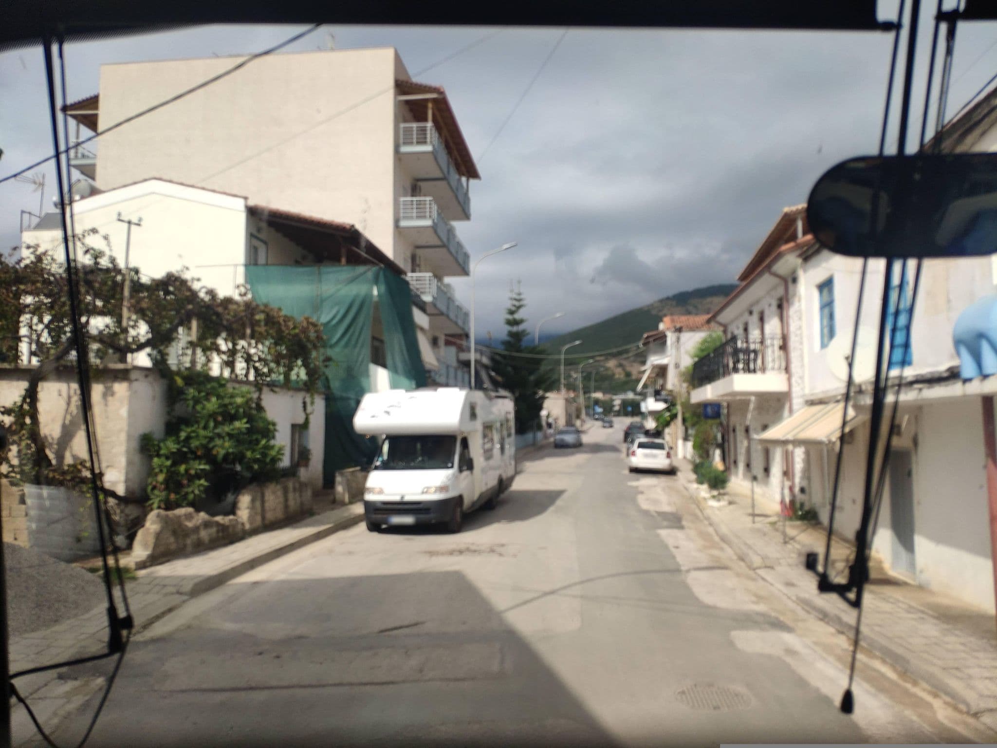 Street view near Elpis Guest House, Himarë — © soepzi (CC BY-SA · Mapillary)